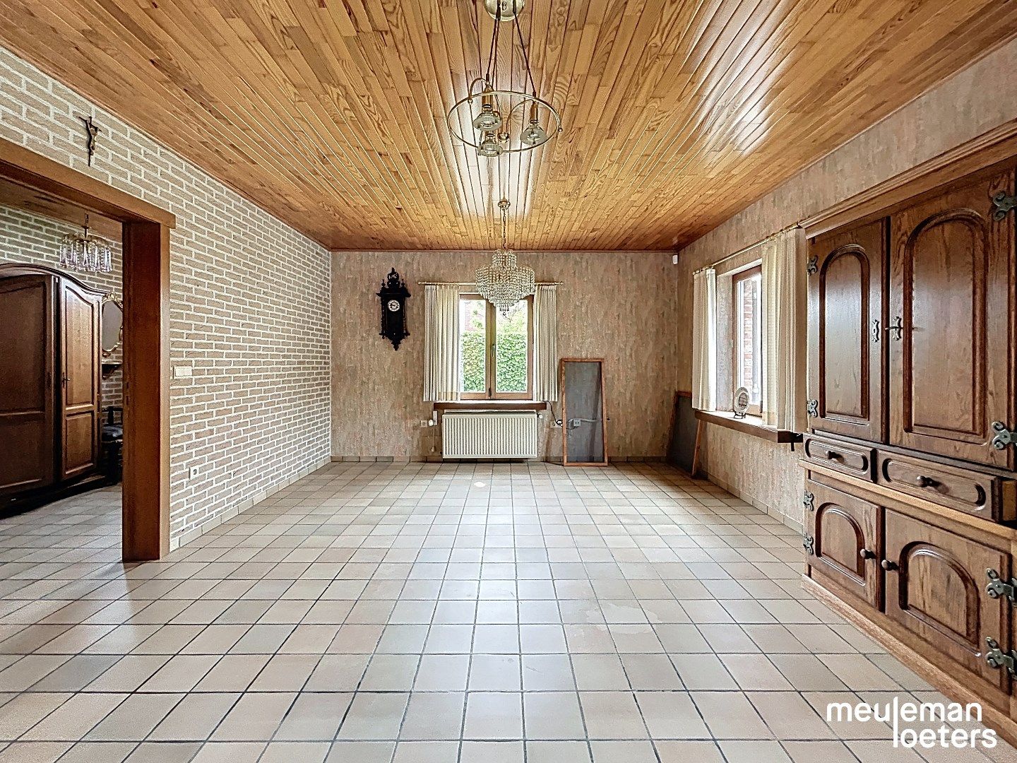 Charmante woning met garage en terras foto 3