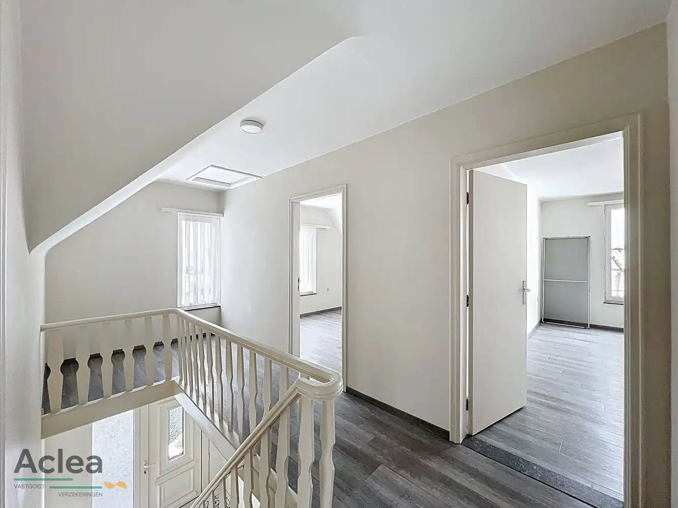 Comfortabele woning met ruime loods foto 12