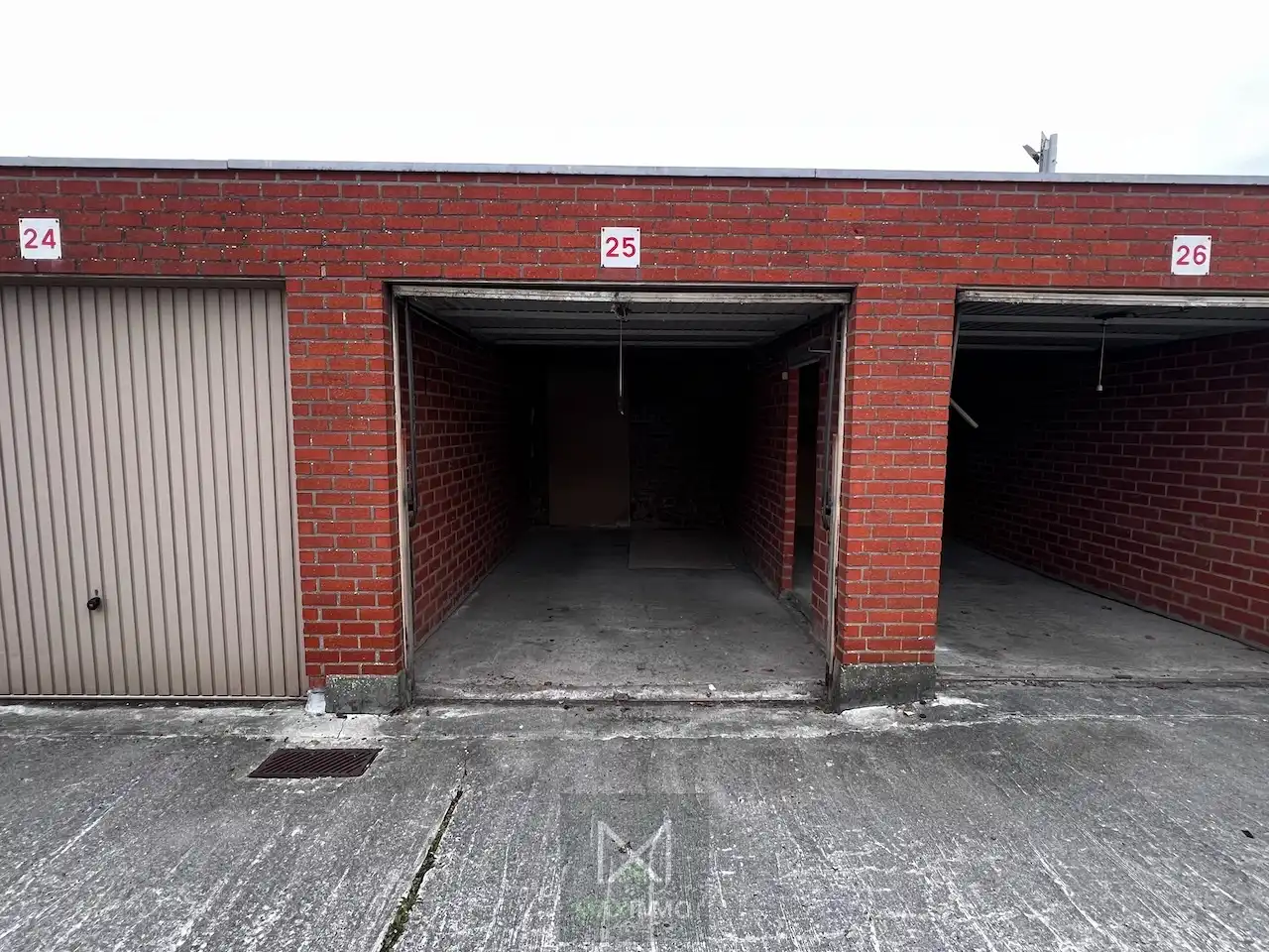 10 GARAGES TE KOOP IN HET CENTRUM VAN LAUWE foto 4