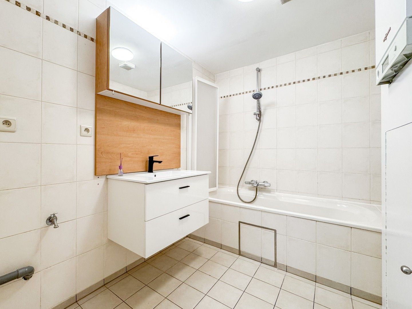 Instapklaar 2 slp appartement vlakbij centrum en park! foto 7