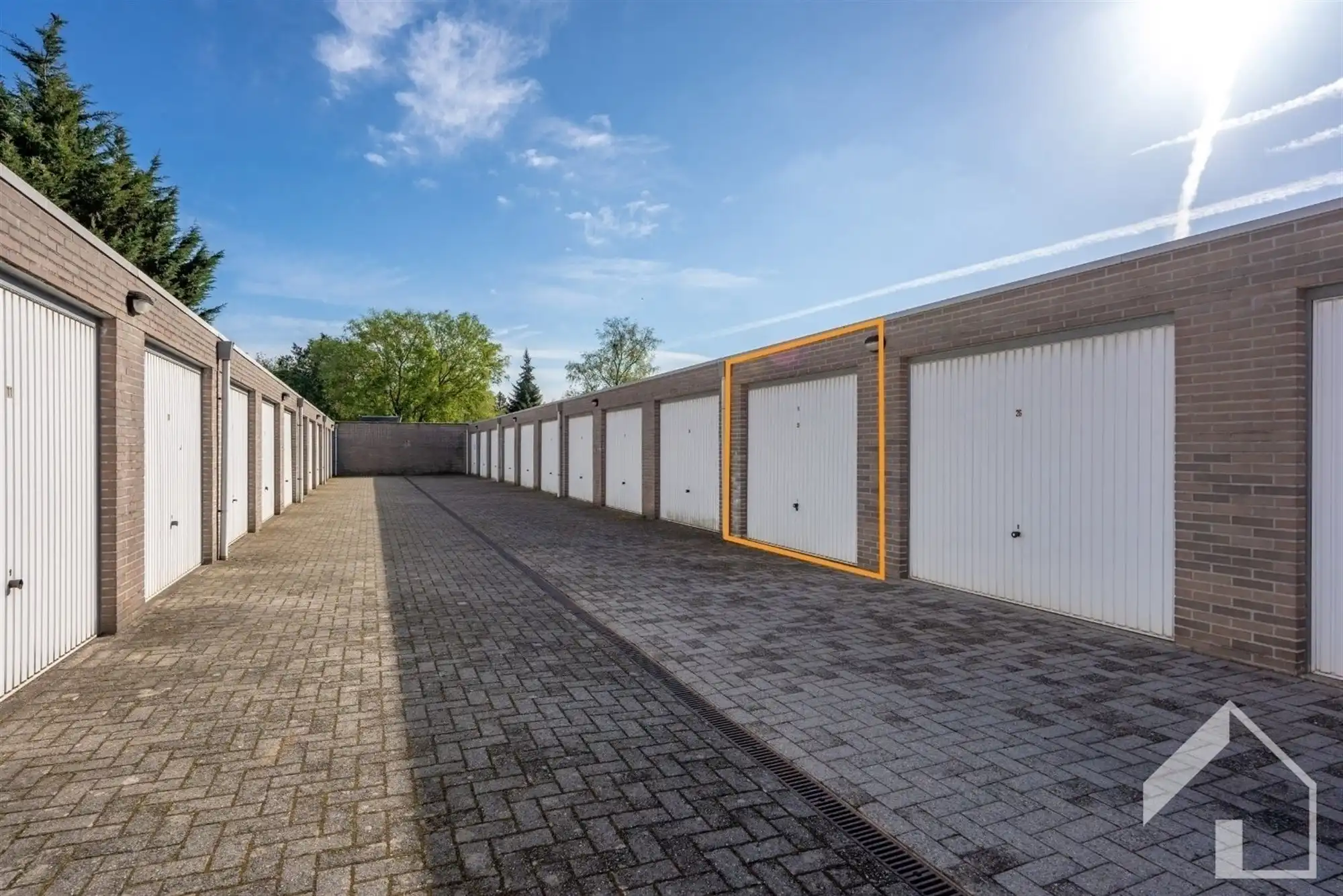 Appartement met 2 slaapkamers, terras, gemeenschappelijke tuin en lift. Optioneel Garagebox foto 10