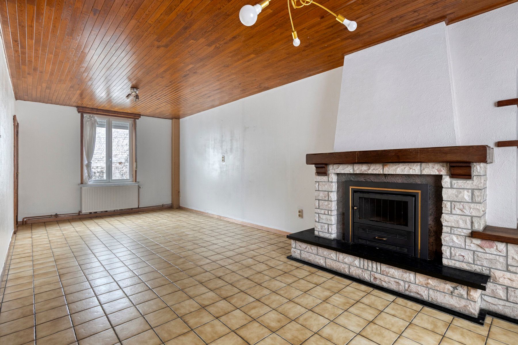 Te renoveren woning met zuidgerichte tuin foto 4