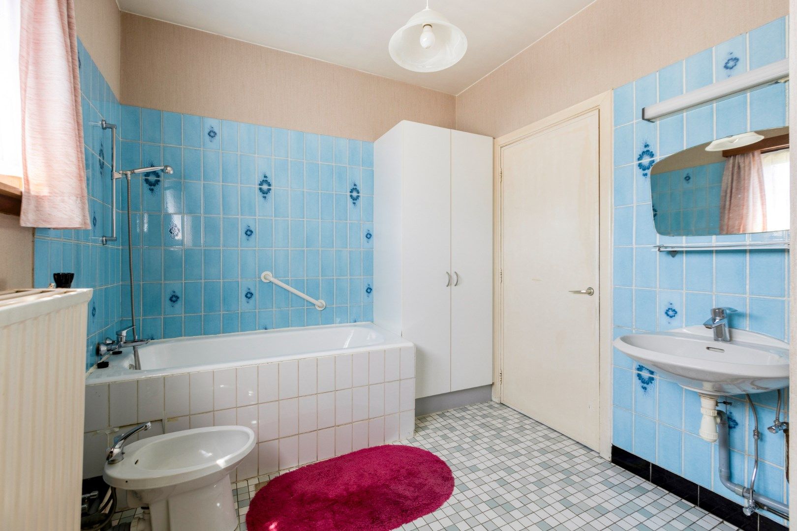 Te renoveren woning met 3 slpks op de grens tussen Geel en Sint-Jozef Olen !  foto 19