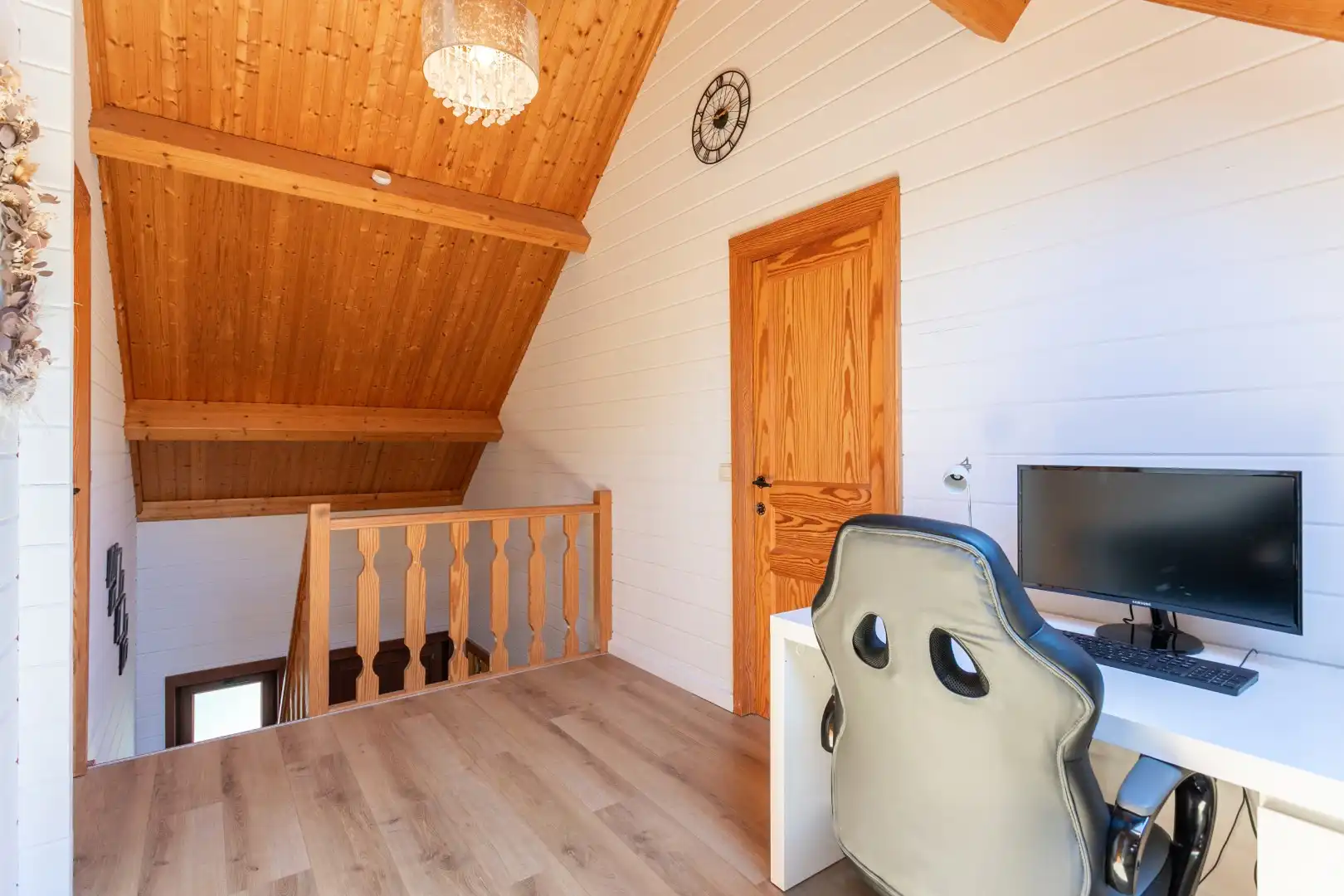 Verzorgde 4-gevelwoning met 2 slpk en garage te Halle op 6a74ca foto 17