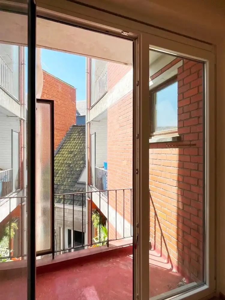 Ruim instapklaar appartement met 3 slaapkamers foto 8