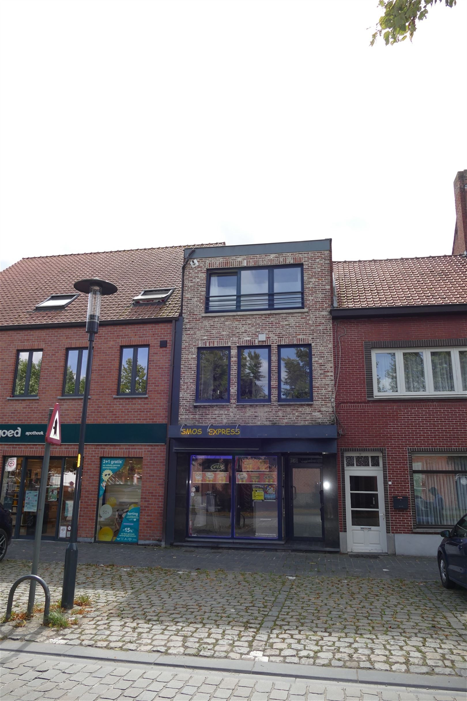 Te koop: Handelspand met Duplex Appartement – Ideale Investe foto 12