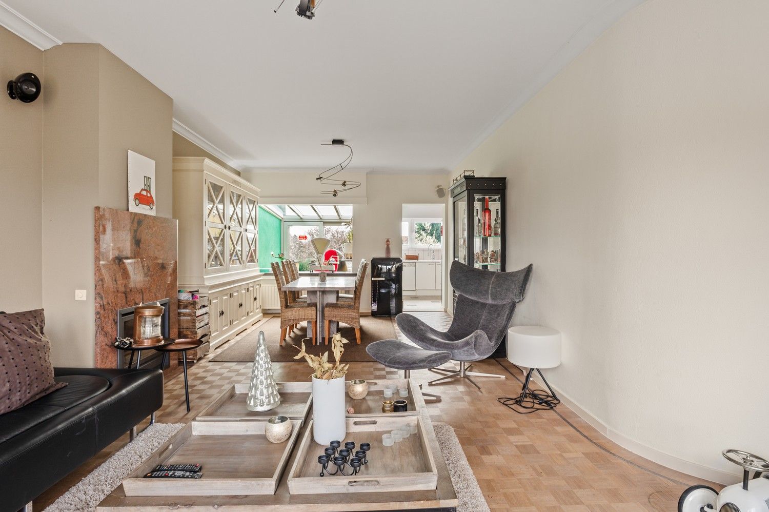 Ruime beletagewoning met 3 slaapkamers en een grote tuin in Wijnegem! foto 5