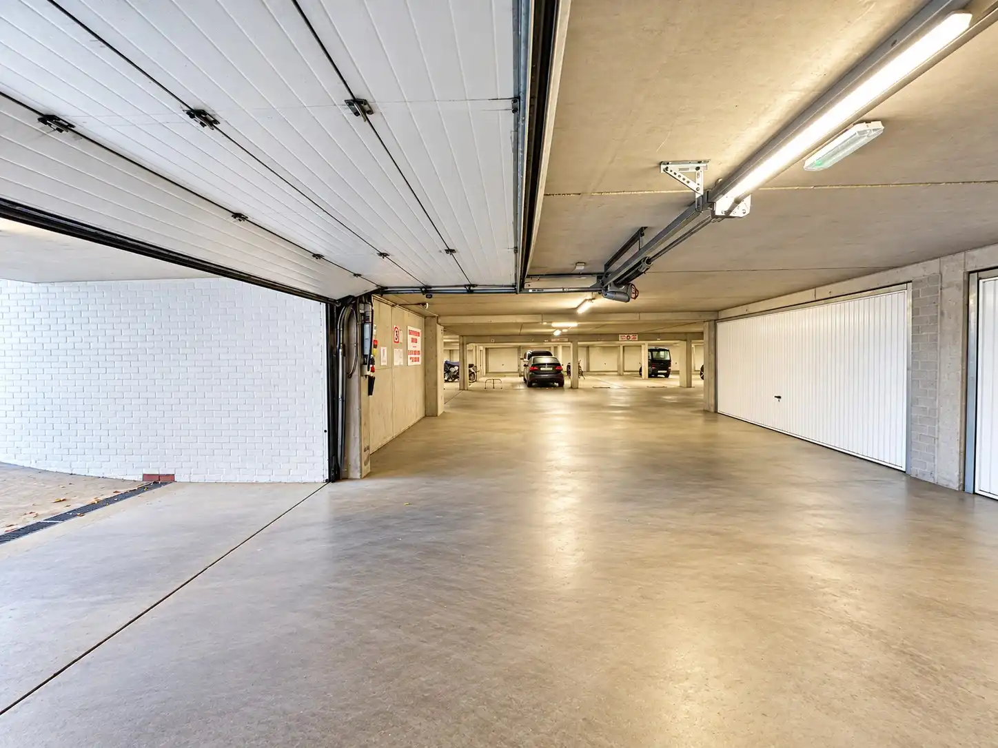 Garagebox gelegen in het Zoute  foto 4