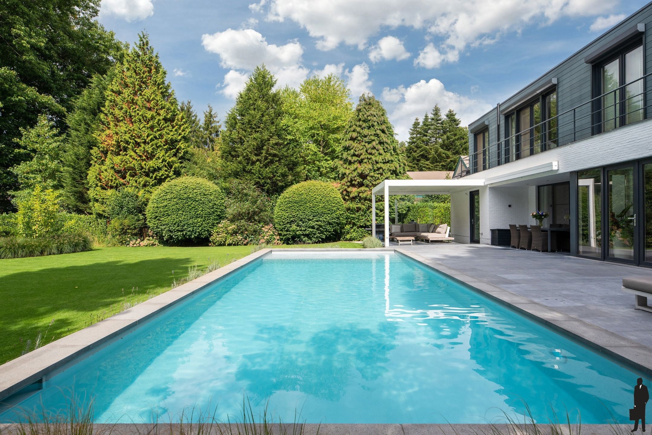 Moderne villa met zwembad foto 36