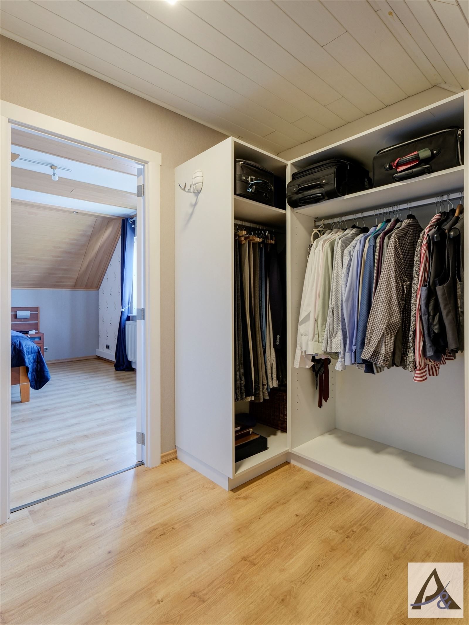 Uitgeruste en instapklare woning op landelijke locatie met label A foto 22