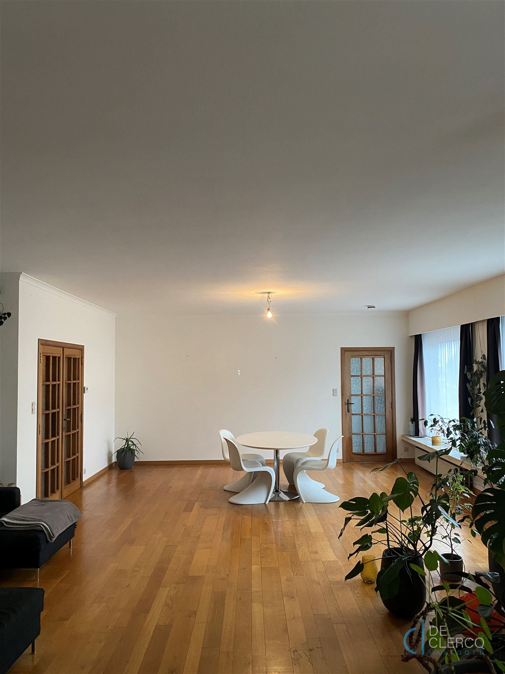 Ruim, charmant appartement te huur in centrum Lochristi!  foto 5