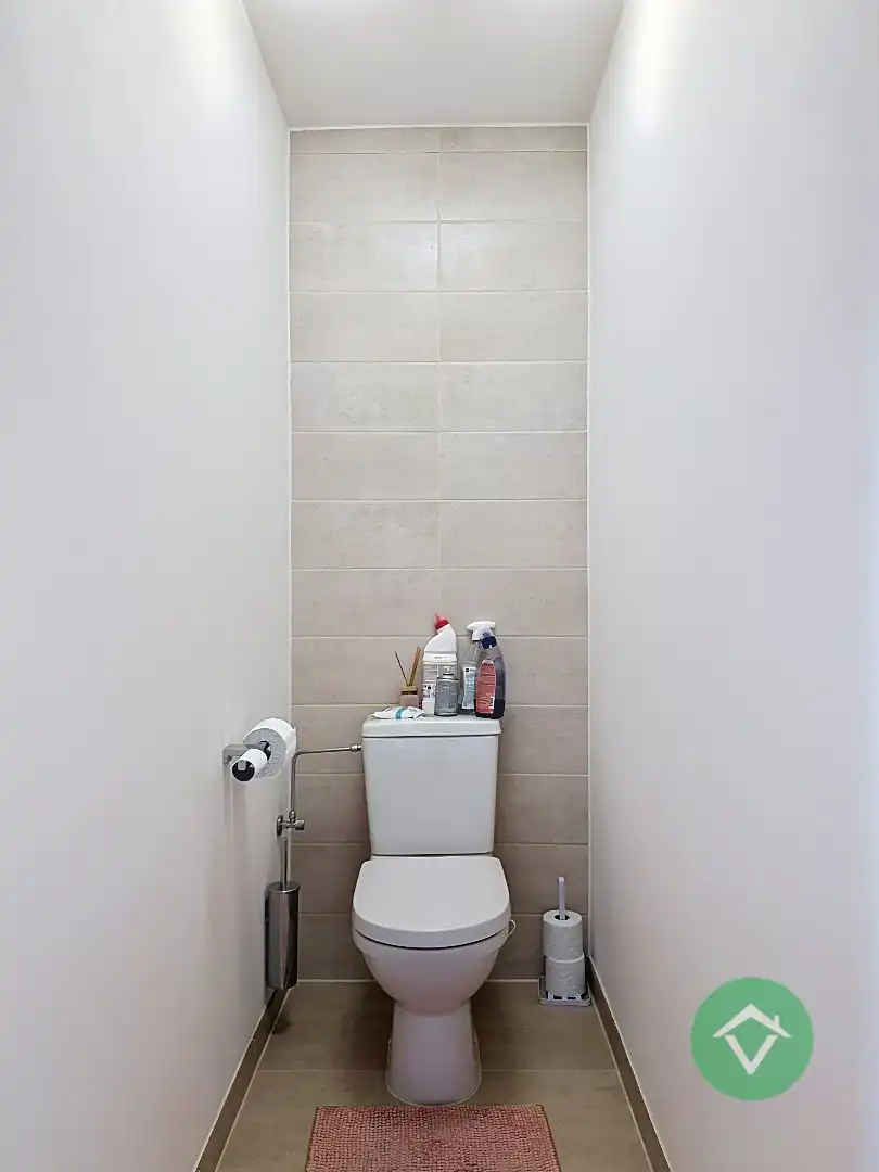 Recente gezinswoning (2019) met zonnige tuin en uitweg achteraan - instapklare topper. foto 28