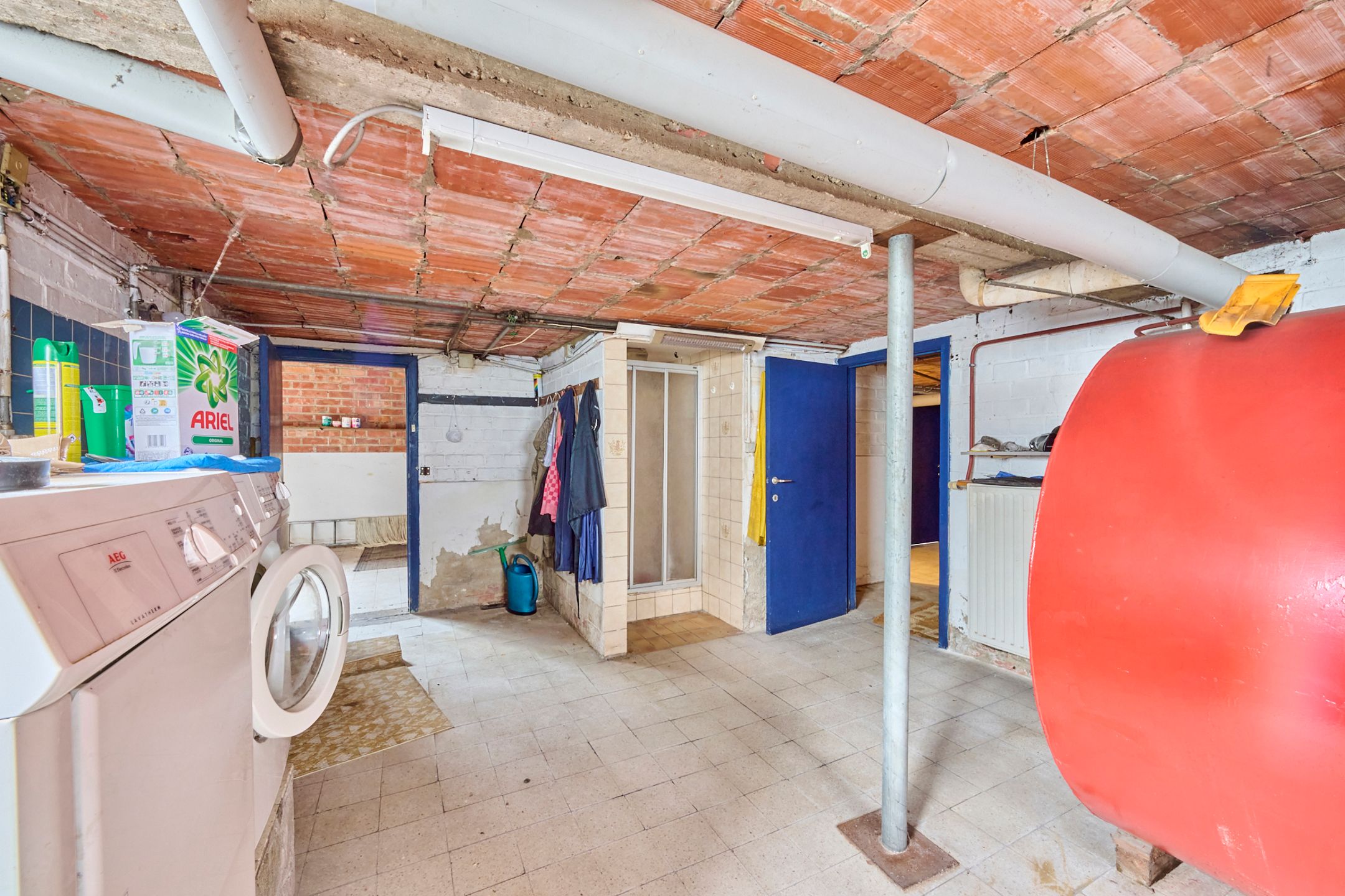 RUSTIG GELEGEN TE RENOVEREN WONING OP 10A 07CA NABIJ CENTRUM foto 12