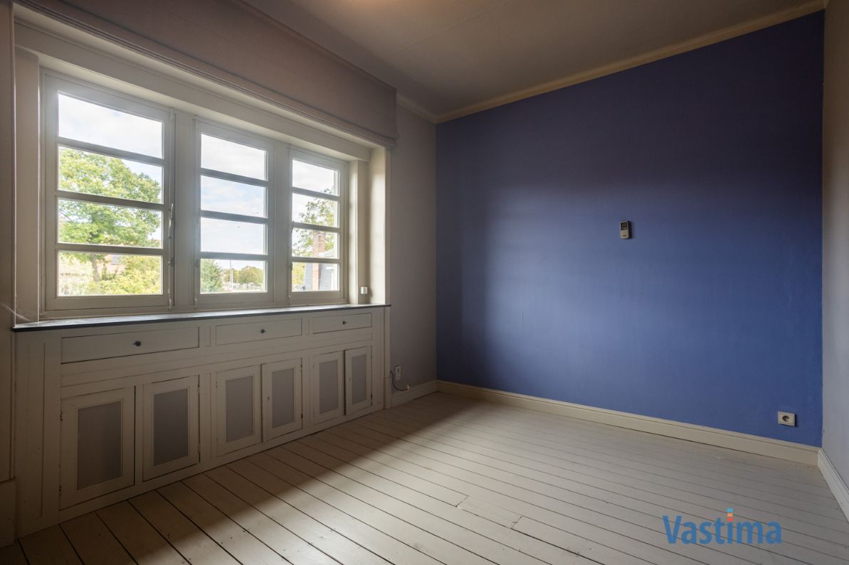 Karaktervolle villa met authentieke charme in een groene setting foto 31