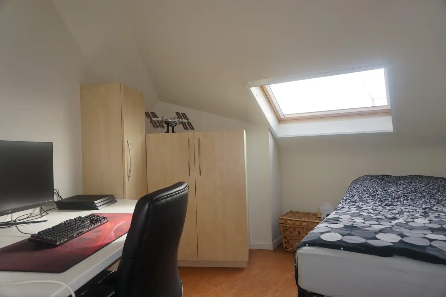 Ruim duplex appartement van 144 m² met terras en ondergrondse autostaanplaats in Tessenderlo foto 14