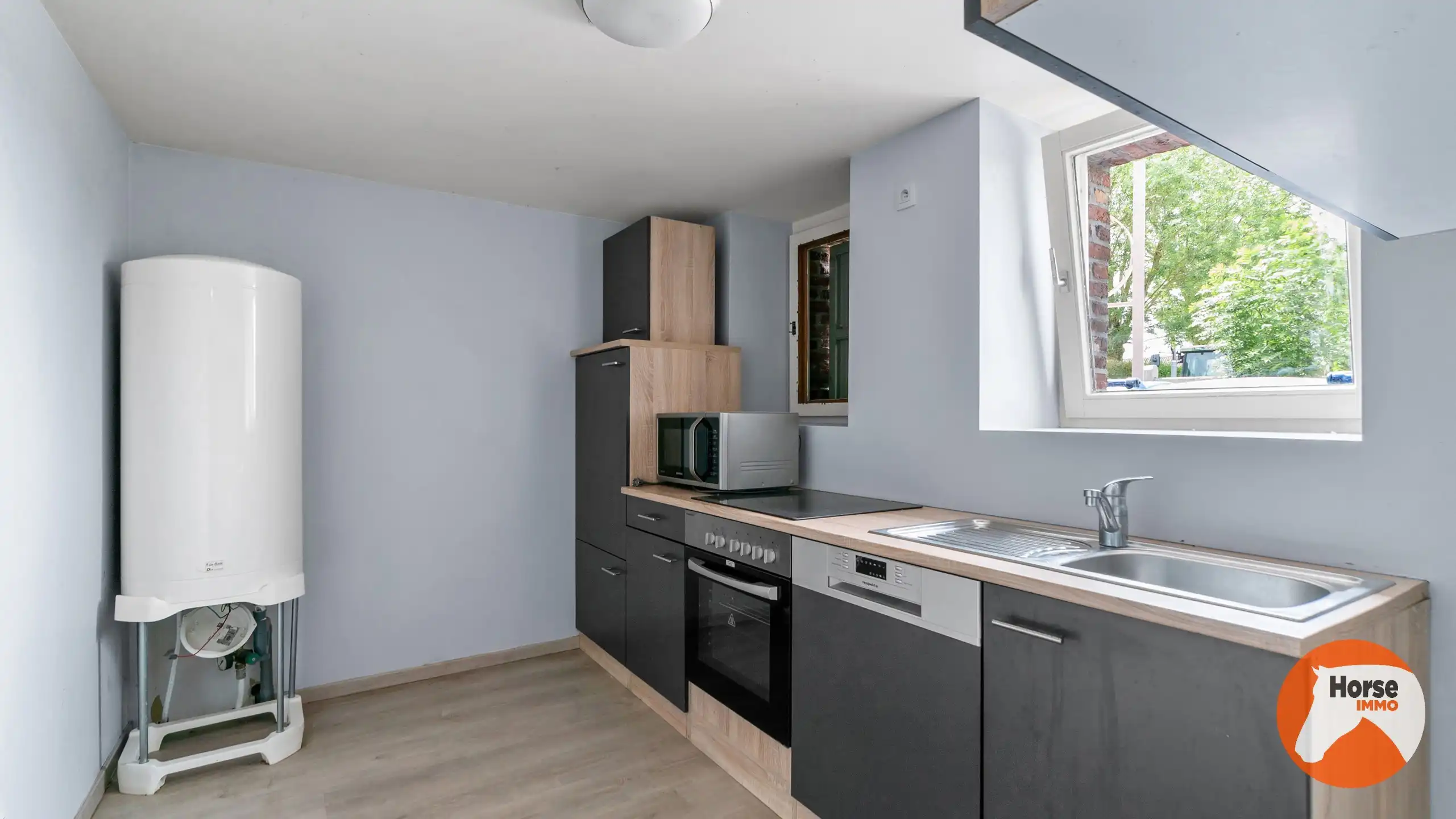 HEIKRUIS - Karaktervolle hoeve met stallen en piste op 1,7ha foto 30