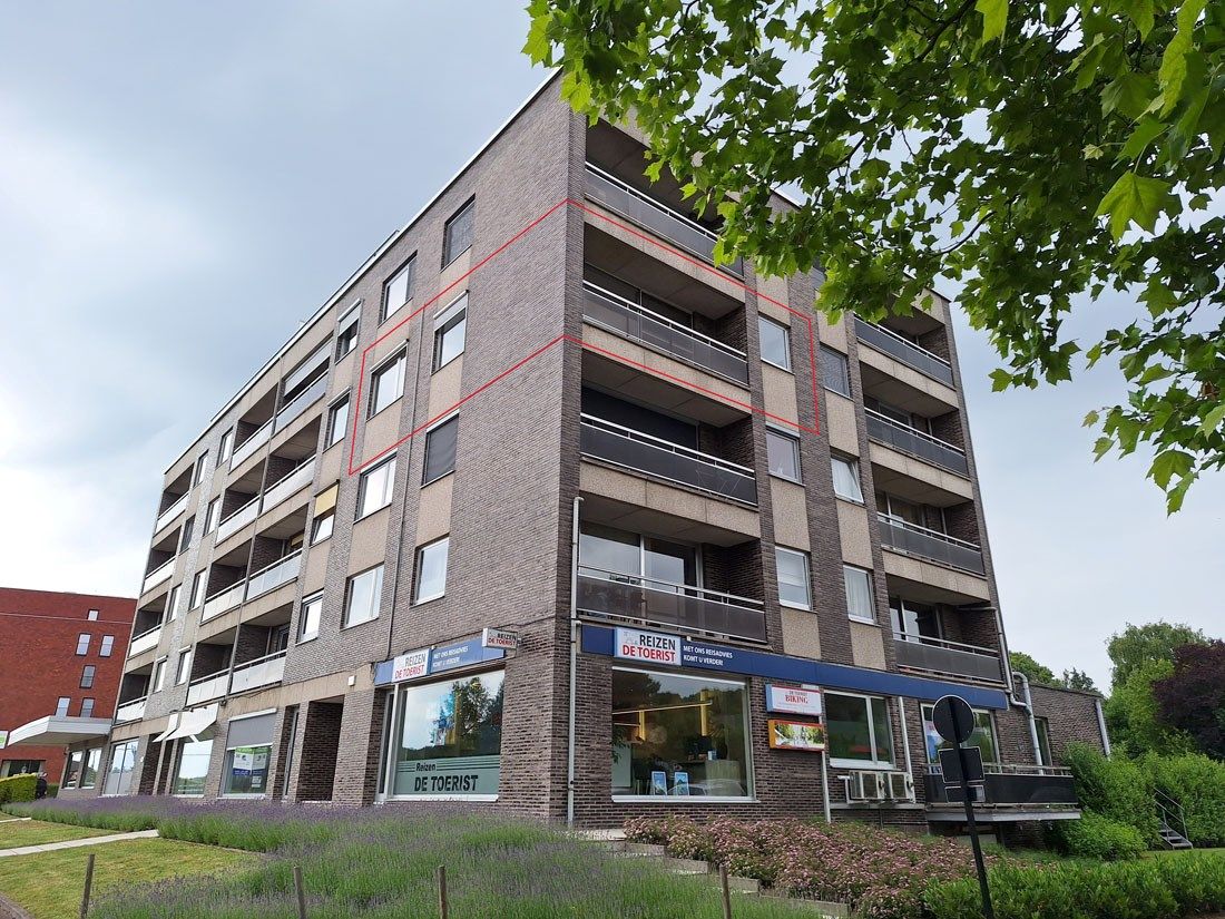Instapklaar appartement te Lummen centrum met één slaapkamer foto {{pictureIndex}}