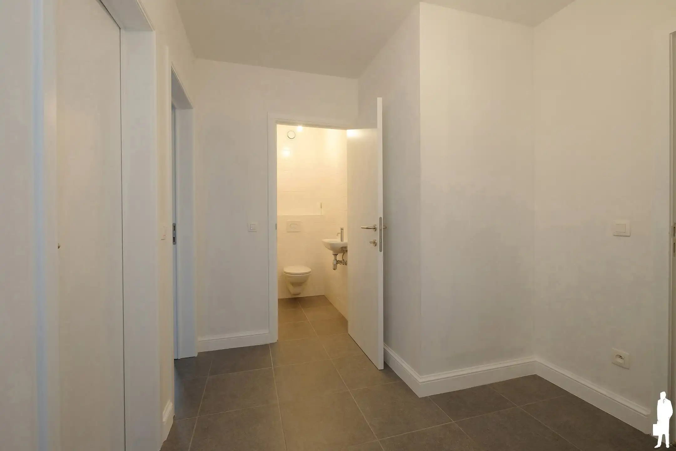 Centraal gelegen duplex (investerings)appartement met terras foto 3