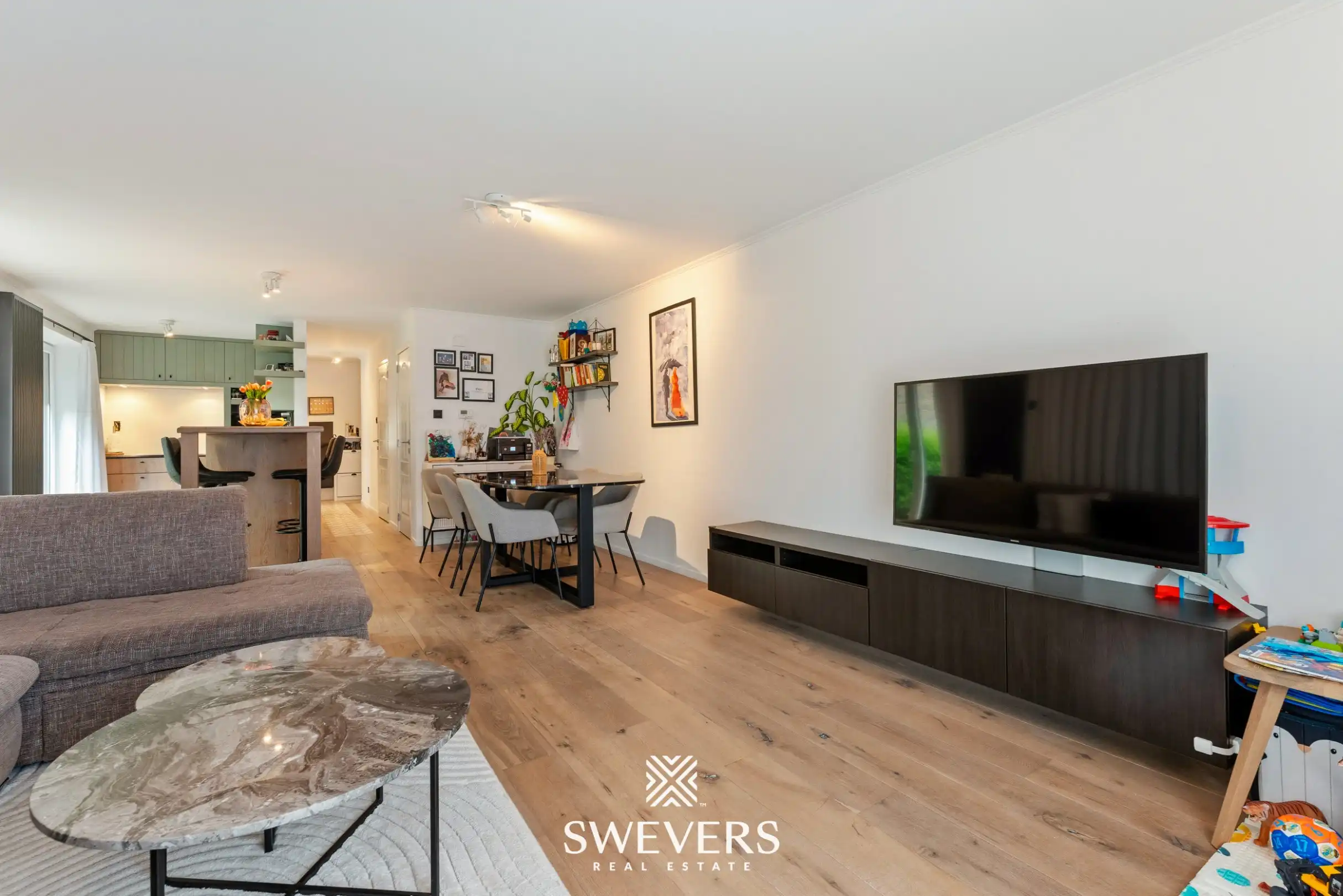 Instapklaar gerenoveerd appartement met 3 slaapkamers en een garage in centrum Houthalen foto 7