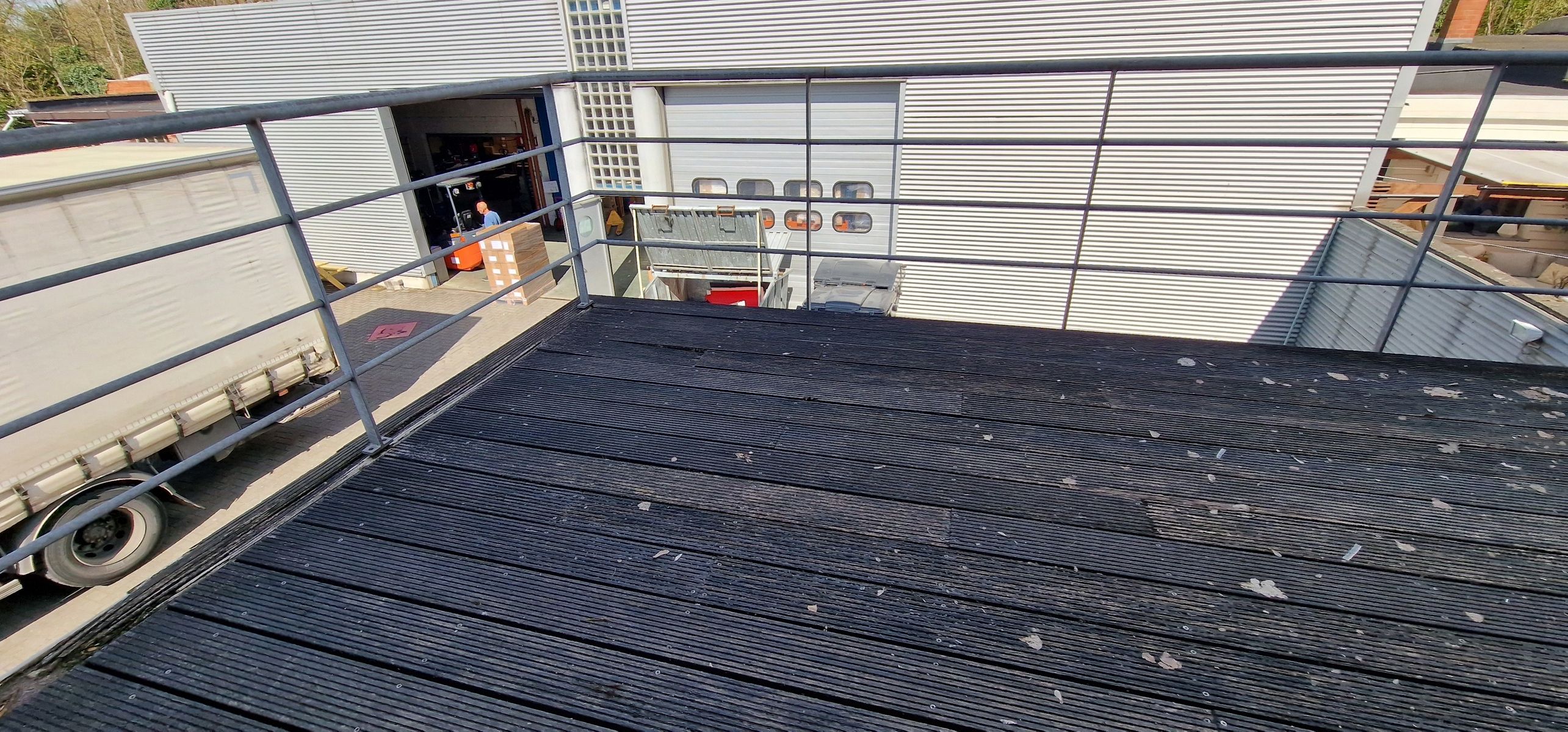 Grote magazijnruimte/atelier met kantoor te koop in Deurne  foto 109