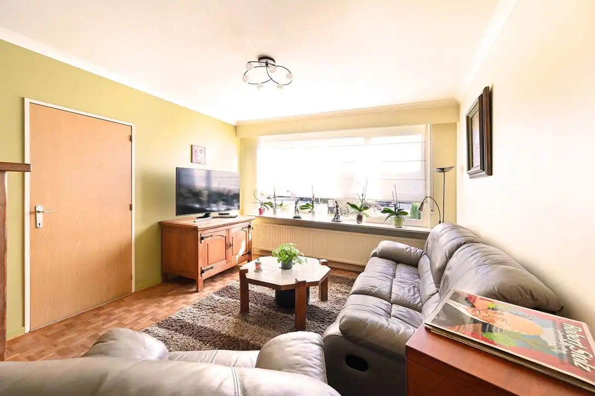 Half-open bebouwing op schitterend perceel van 1115m² foto 10