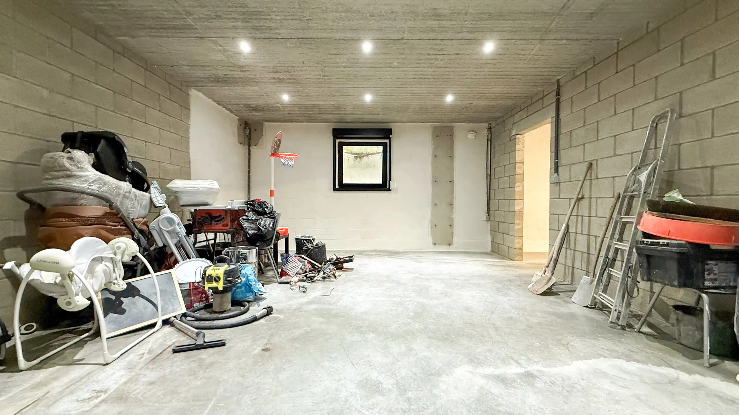 Exclusieve villa in Genk – stijlvol wonen aan 2% registratie foto 18