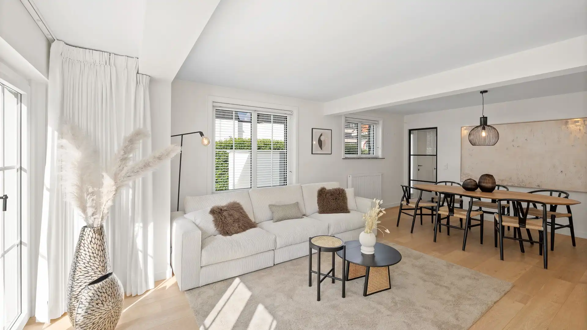 Charmante koppelvilla ideaal gelegen in een rustig paadje in het Zoute. foto 3