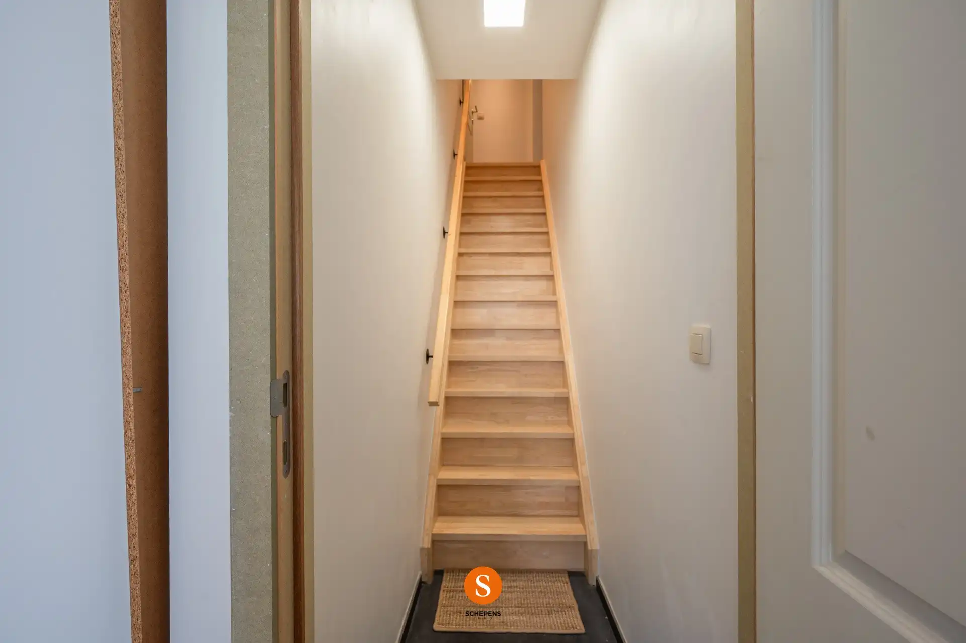 Instapklare woning met polyvalente ruimte, zonnige tuin en tal van mogelijkheden. foto 15