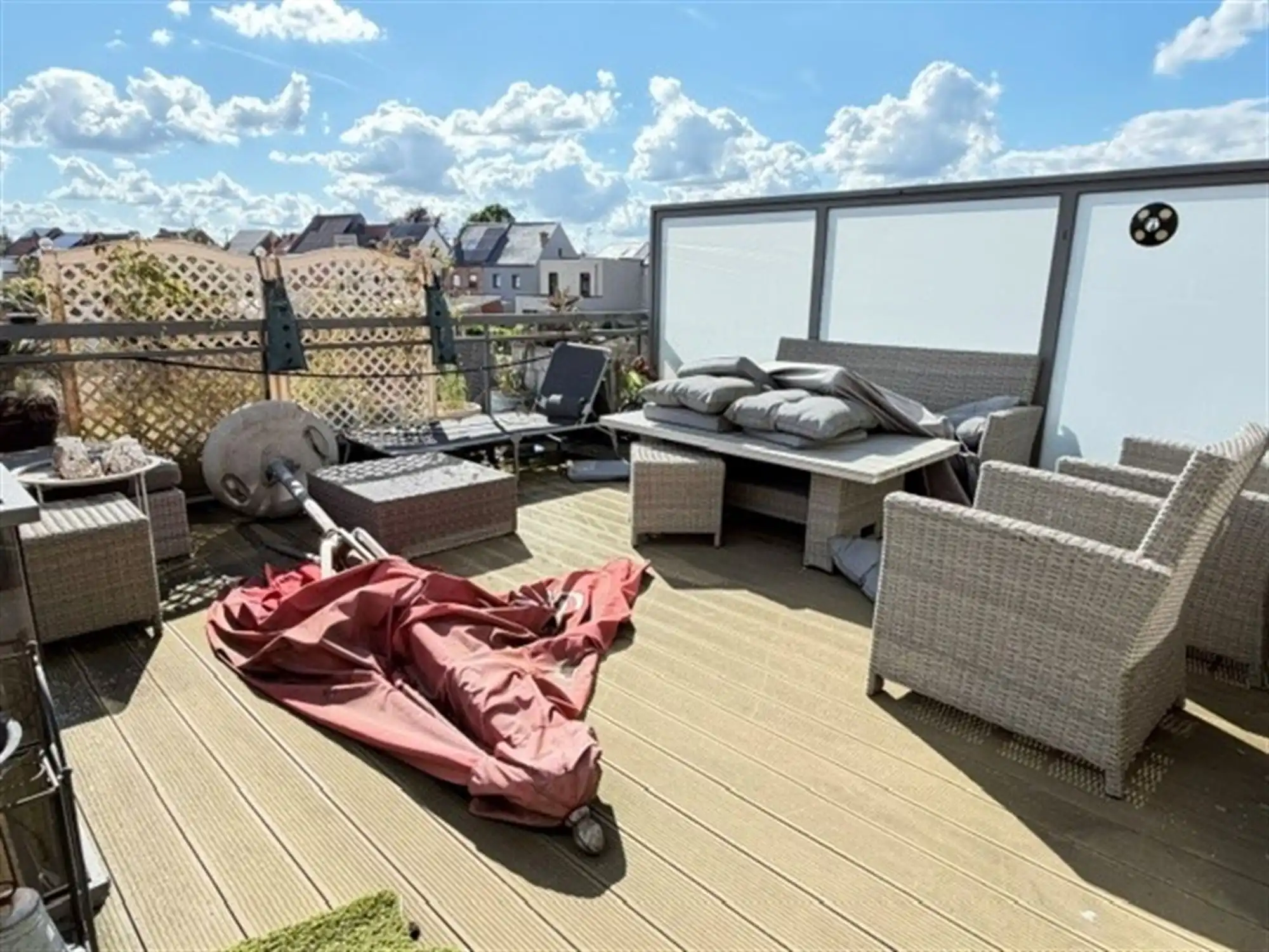 Instapklaar appartement met groot zonneterras foto 2