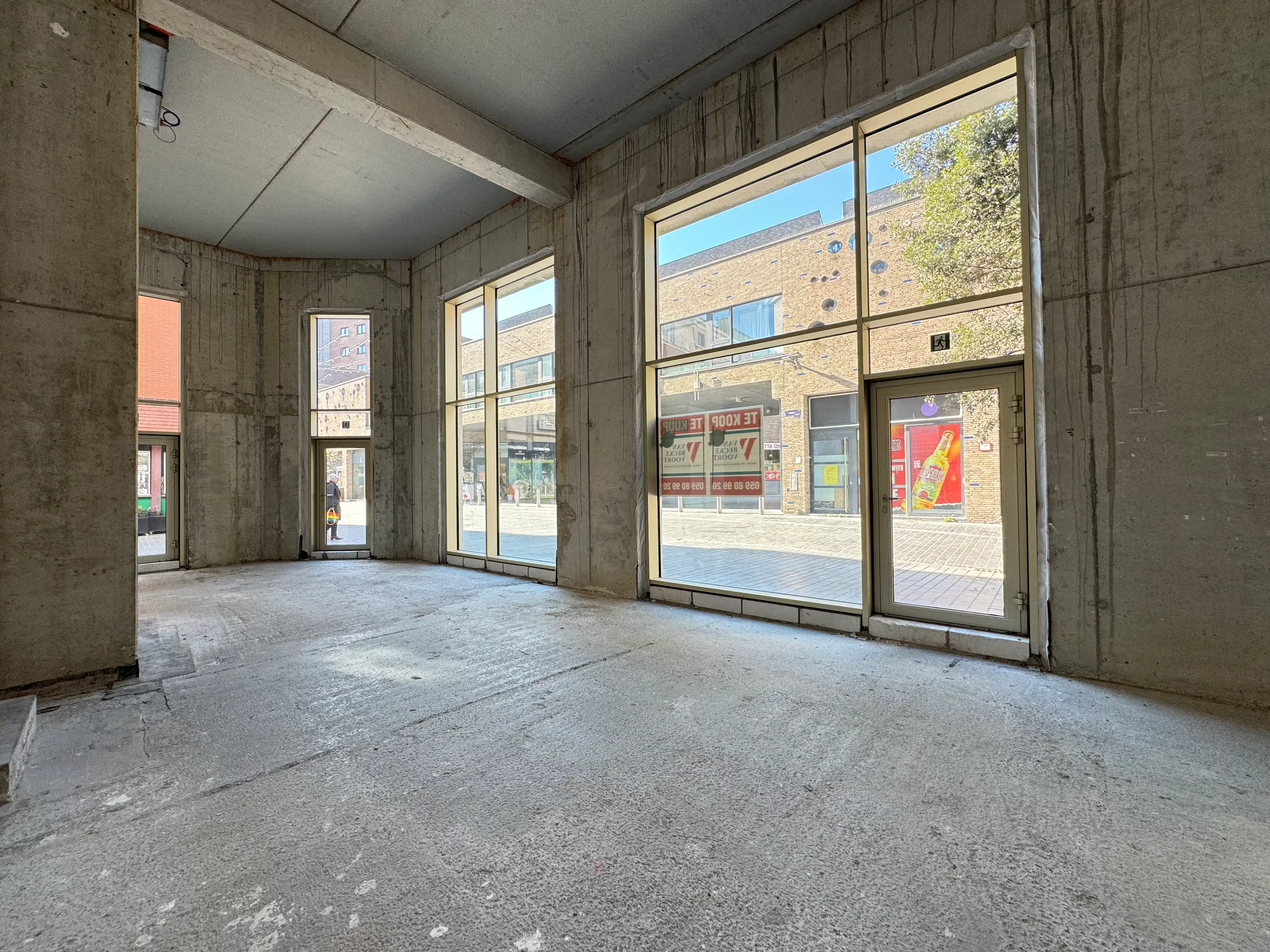 Handelsgelijkvloers 101m² foto 4