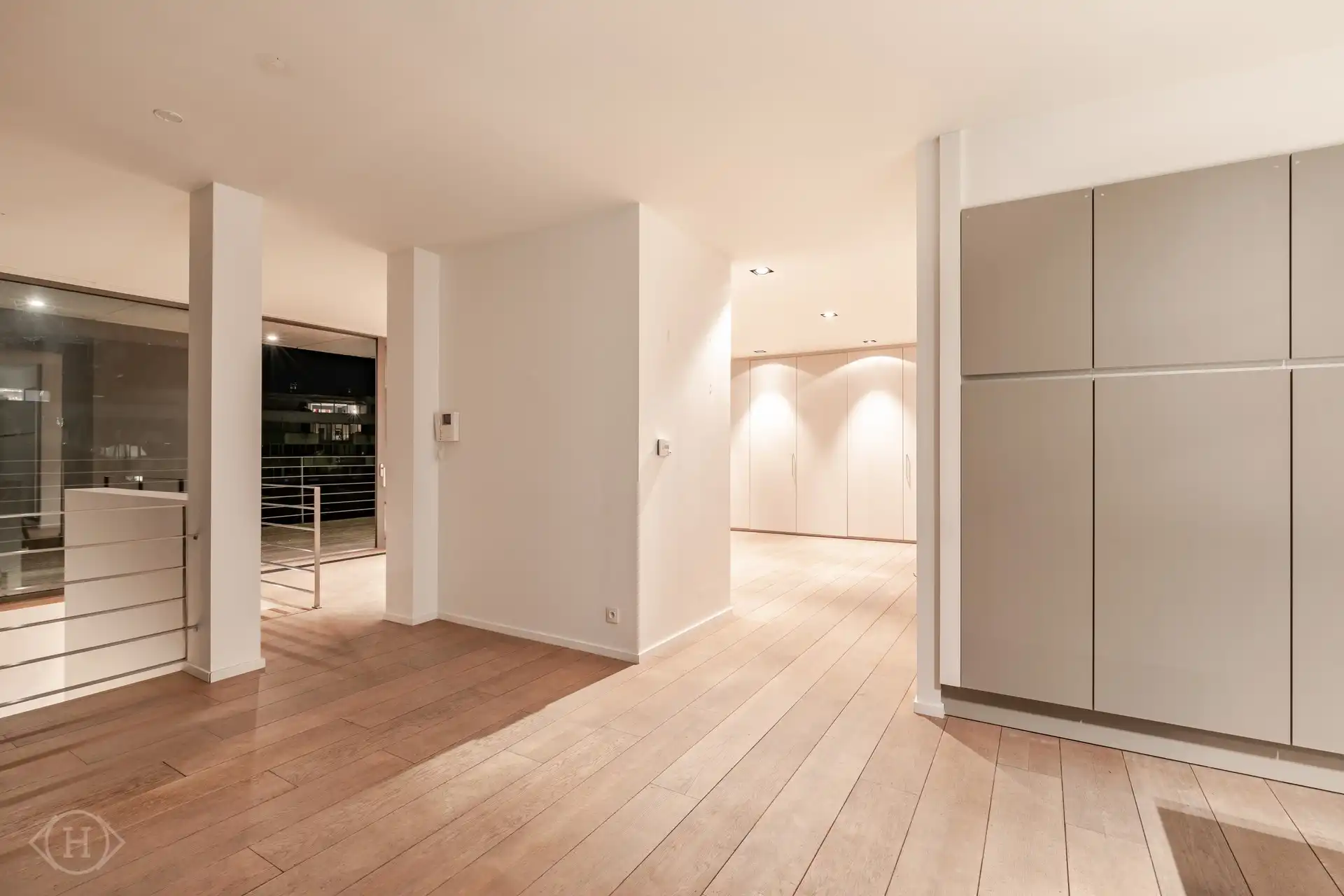 Uniek tweeslaapkamerpenthouse in hartje Leuven foto 6