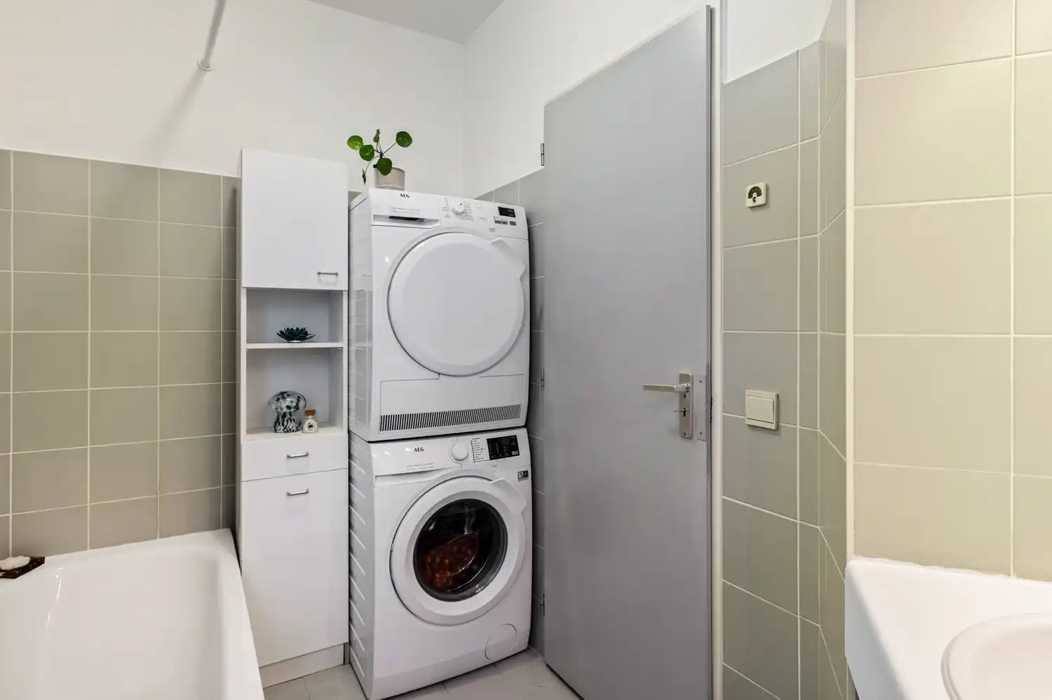 Verzorgd appartement met prachtig zicht en 2 slaapkamers! foto 16