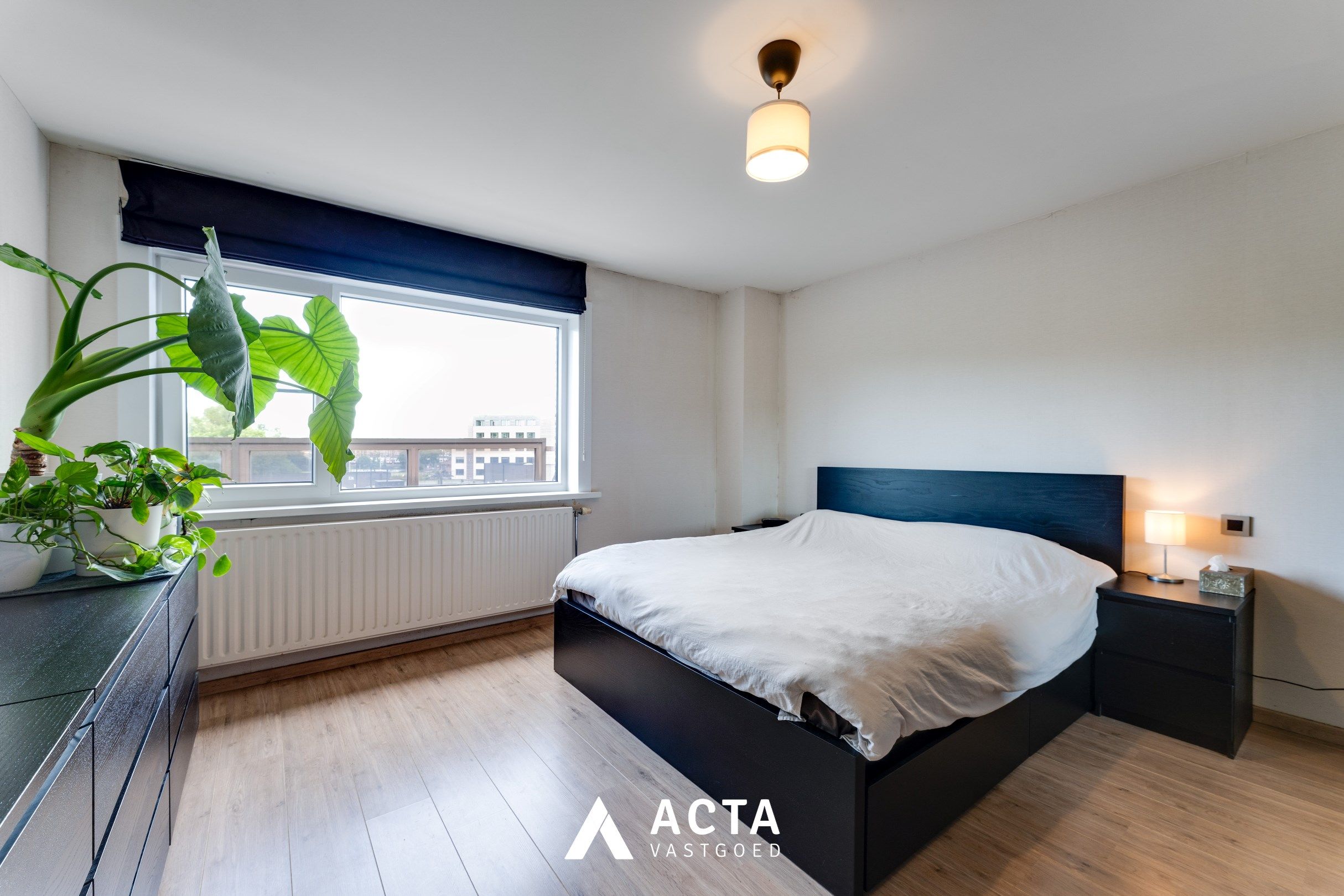 Instapklaar dakappartement met twee terrassen en parkzicht foto 11