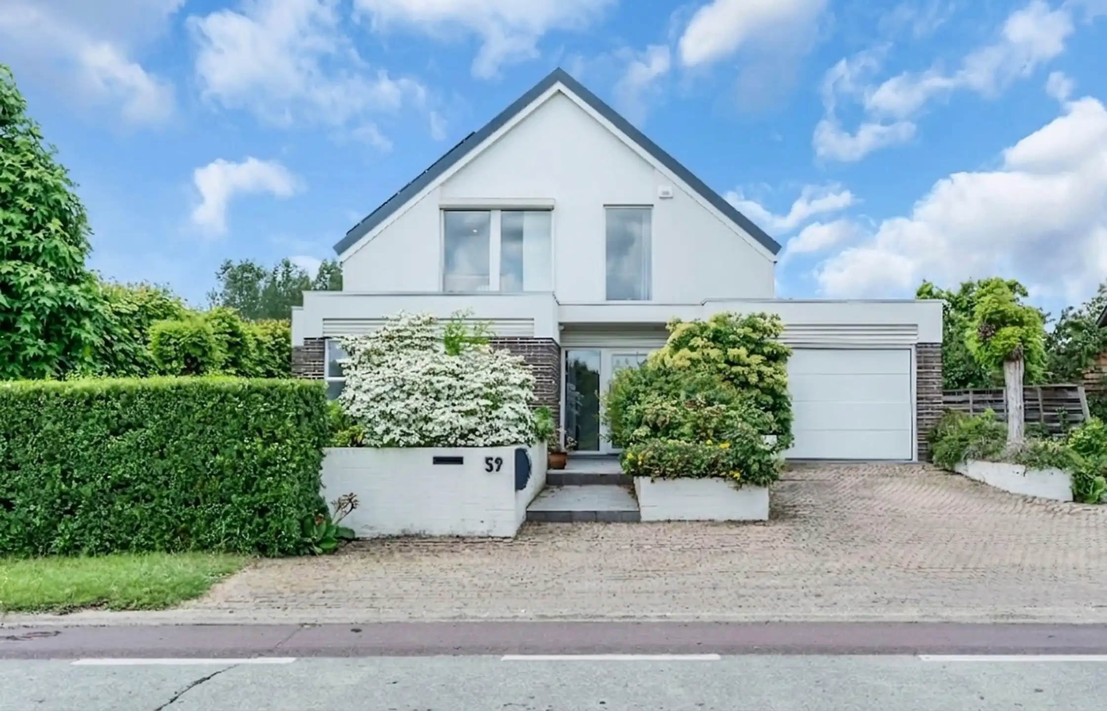 Hoofdfoto van de publicatie: Huis te koop