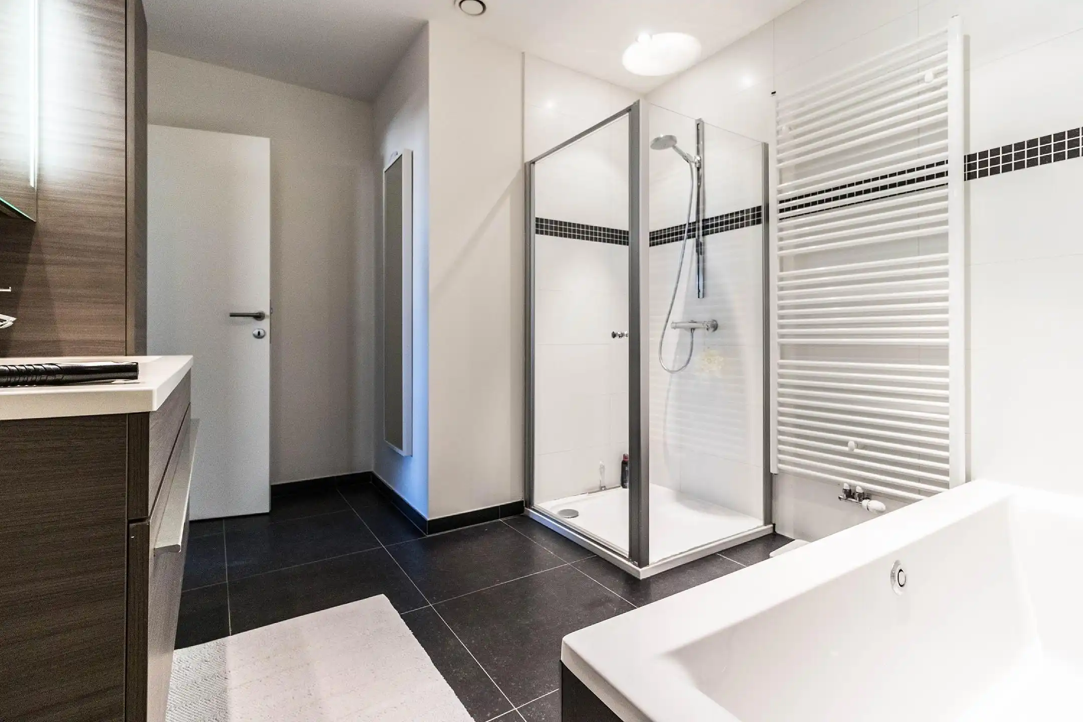 Appartement te huur foto 11