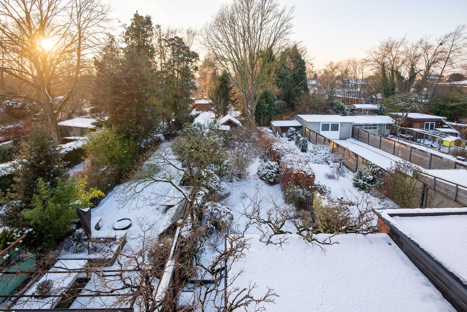 Huis met 3 à 4 slaapkamers, tuin en garage te Schoten! foto 3