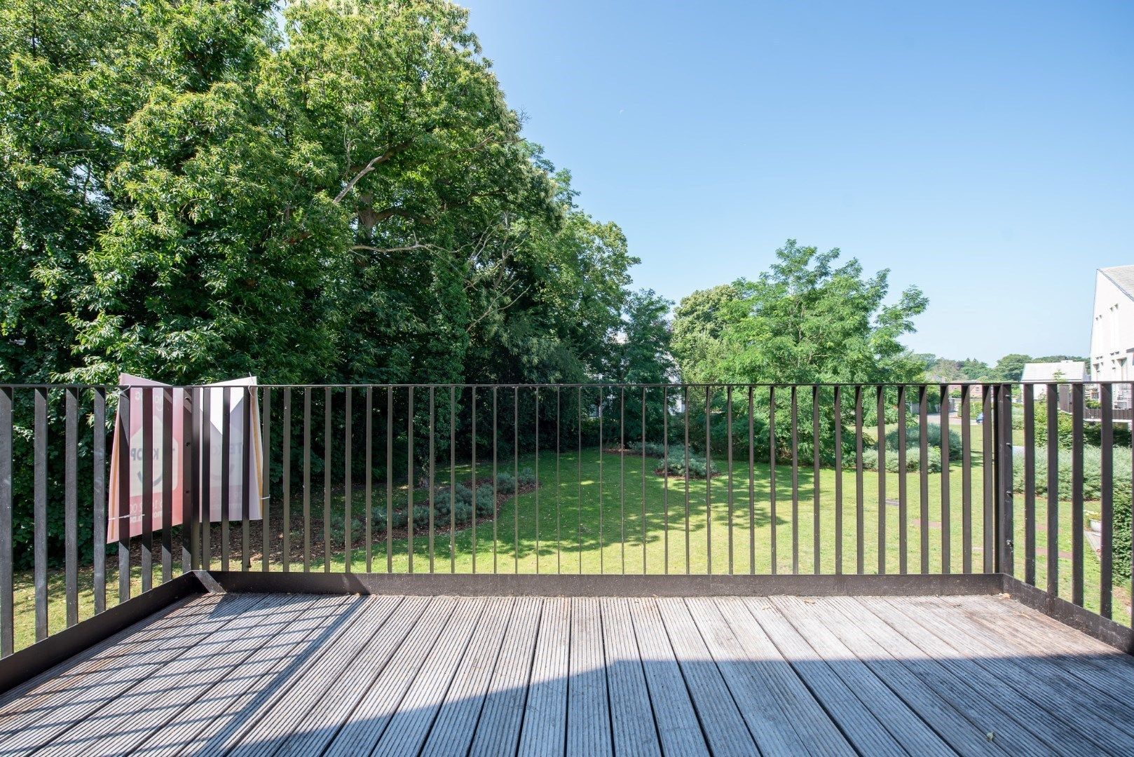 Instapklaar, luxueus, recent appartement in Park De Borchgrave te Olsene foto 15