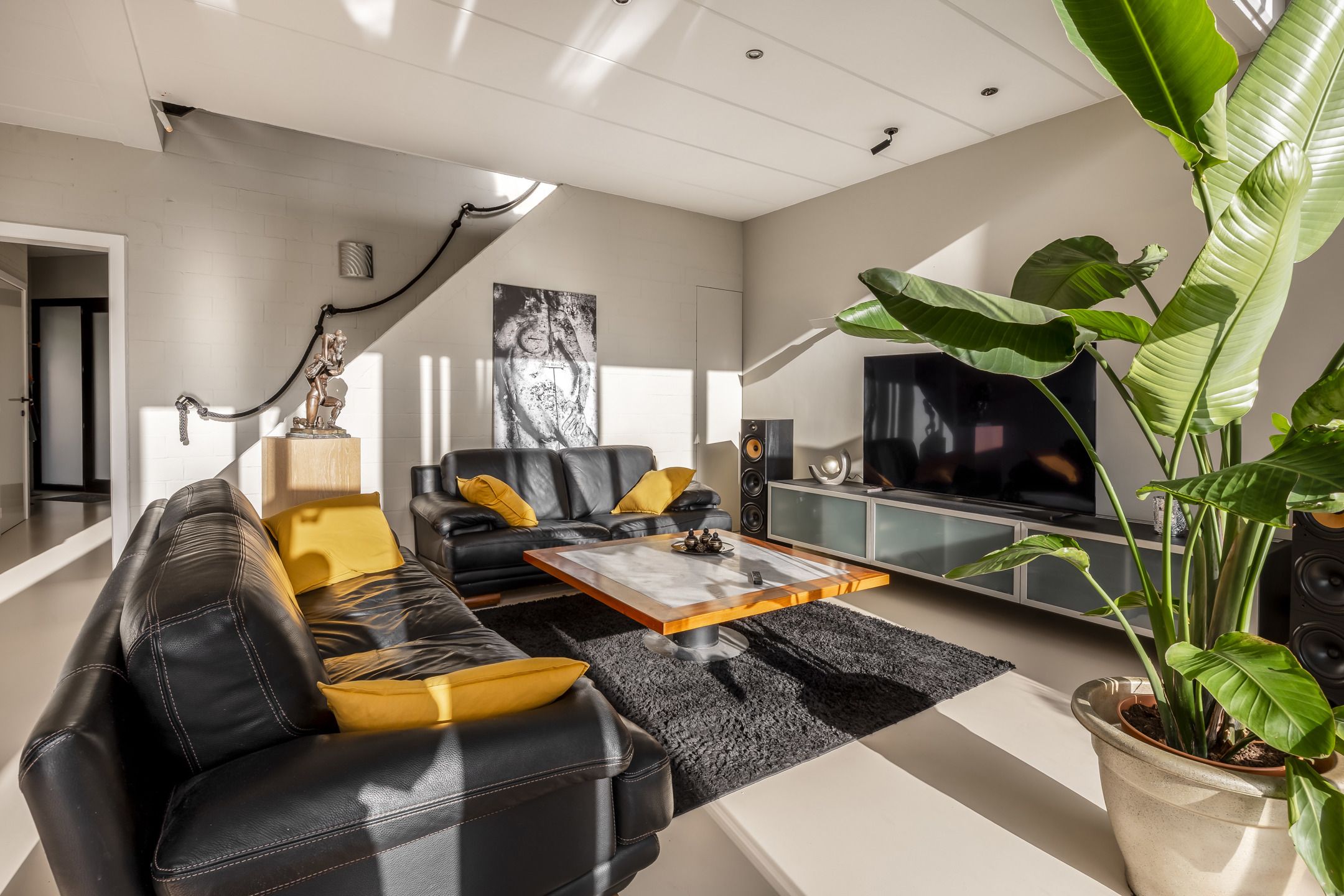 Halfopen bebouwing met tuin en multifunctioneel bijgebouw foto 12