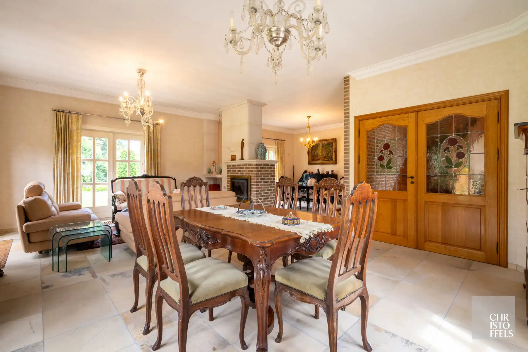 Riante en verzorgde villa van 694m2 op 1ha 00a 18ca! foto 17