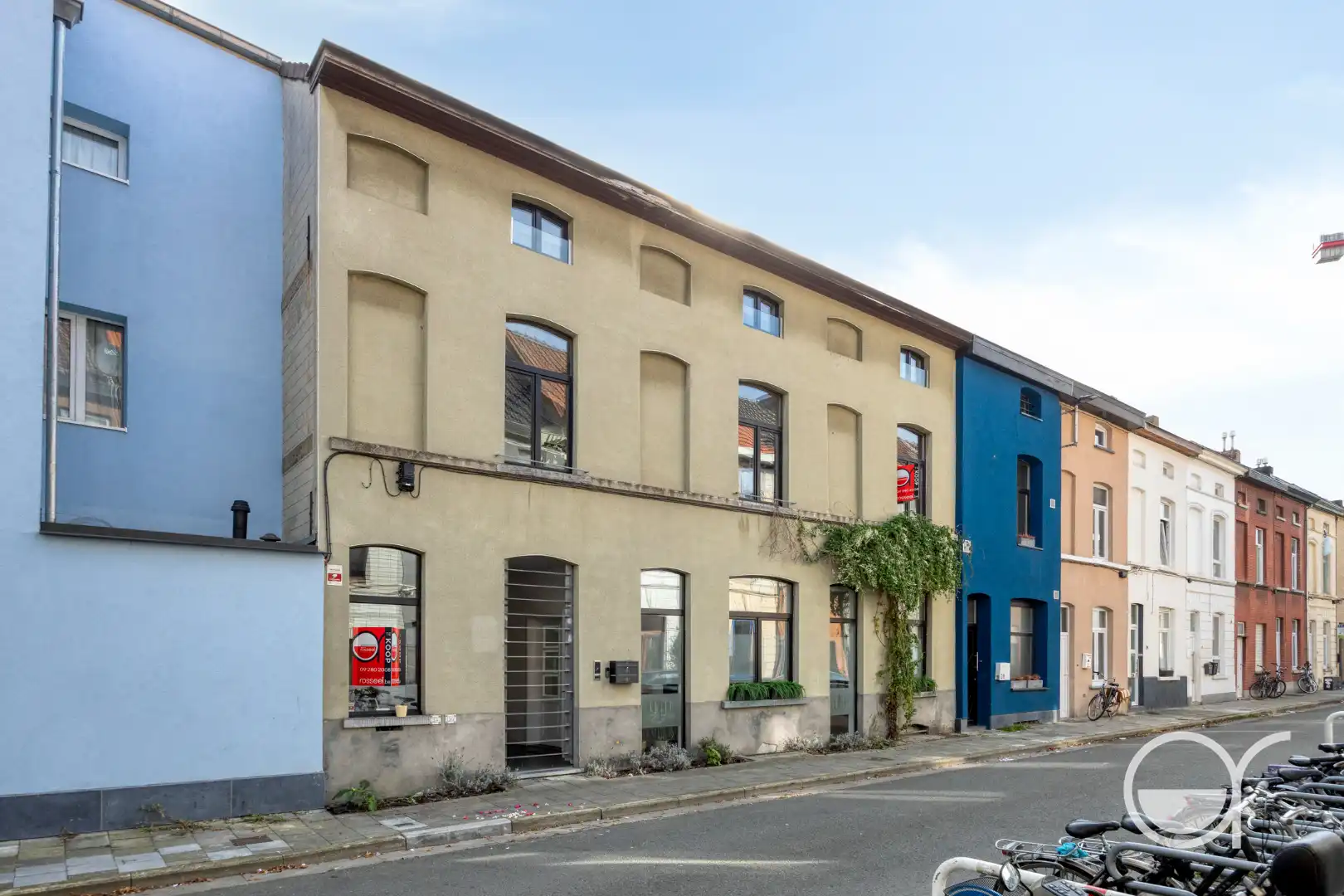 Karaktervolle opbrengsteigendom met industrieel karakter in Gent foto 2