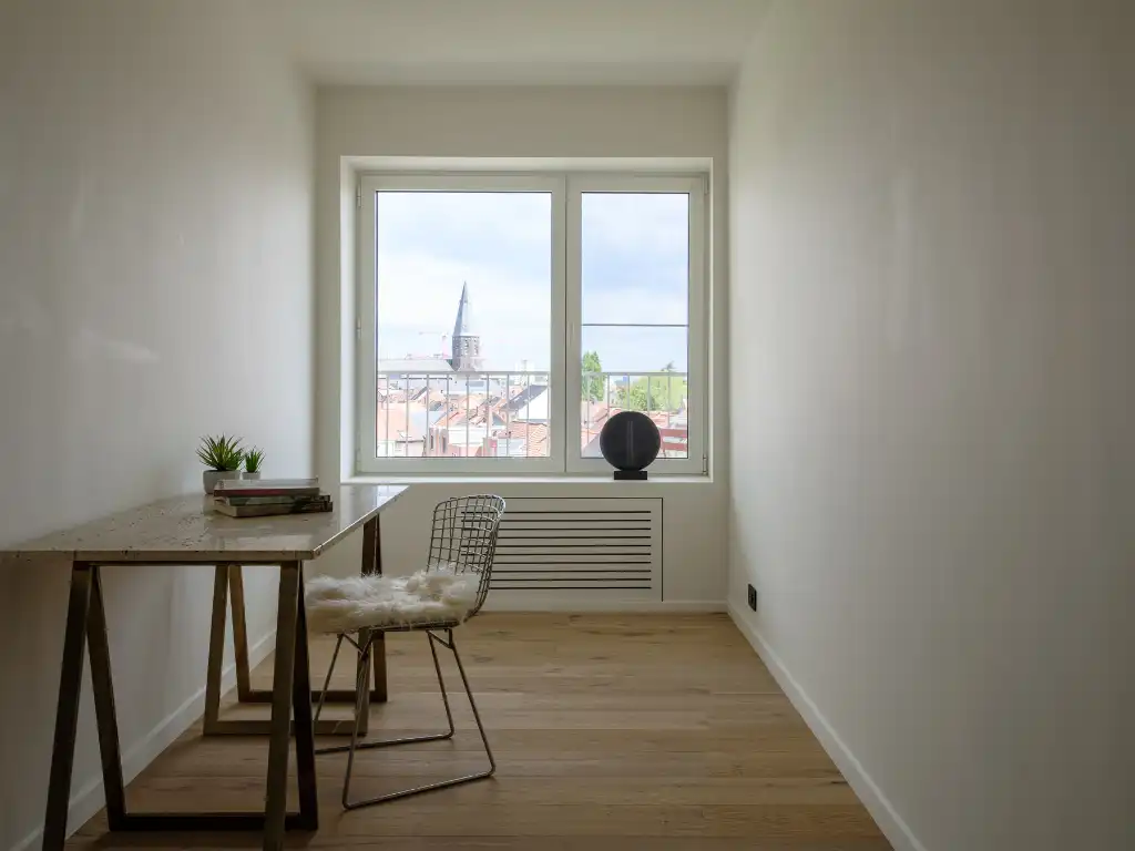 Ruim en lichtrijk 3 slpk appartement met terras nabij het station Gent-Sint-Pieters foto 14