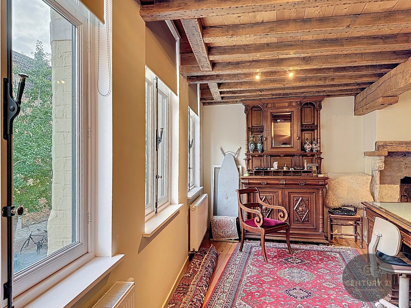 BRUGGE: exclusief pand met uitzonderlijke binnentuin foto 22