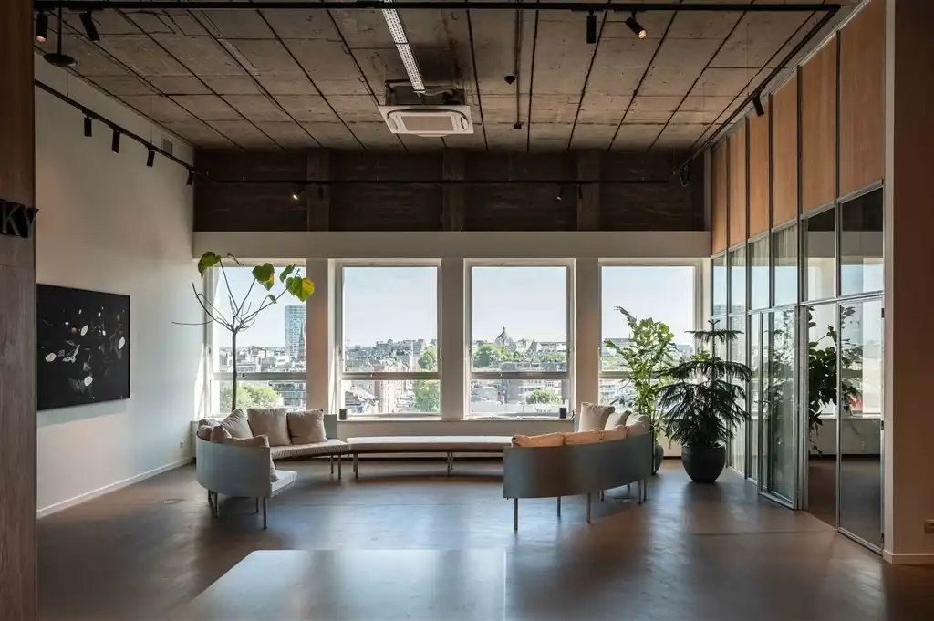 Co-rental in inspirerend skyline-kantoor OVAL Sky foto 8