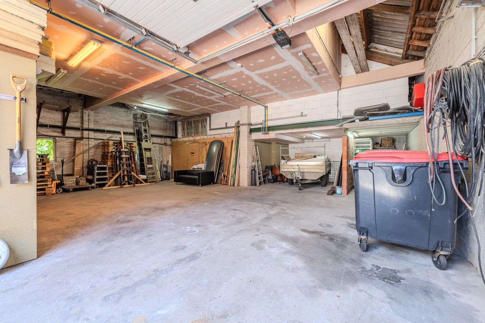 Instapklare woning met loods en vakantie-appartement foto 28