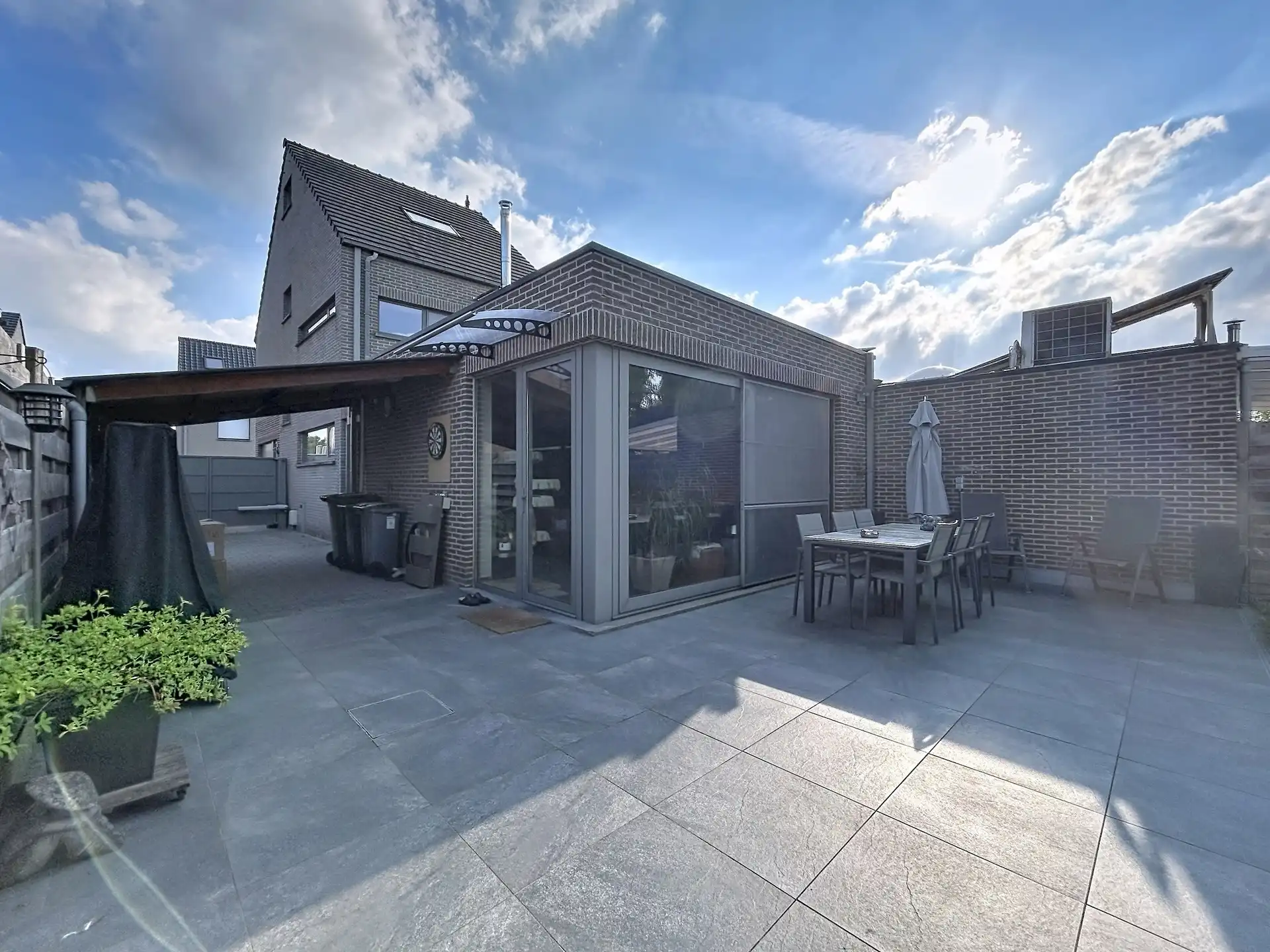 Prachtige, energiezuinige woning met 4 slp en garage op perceel van 318m². foto 11