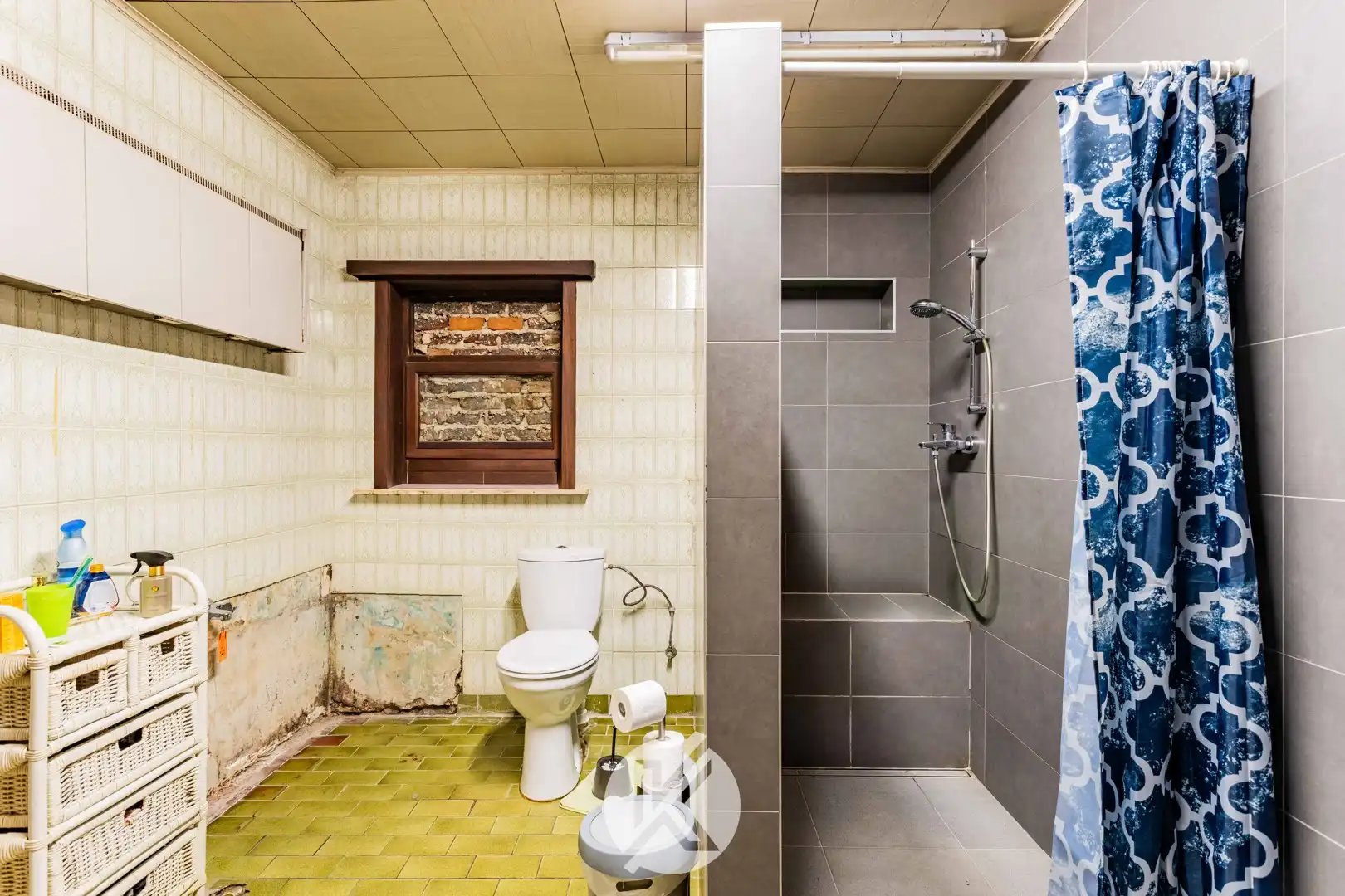 Interessante renovatiewoning op uniek perceel foto 12