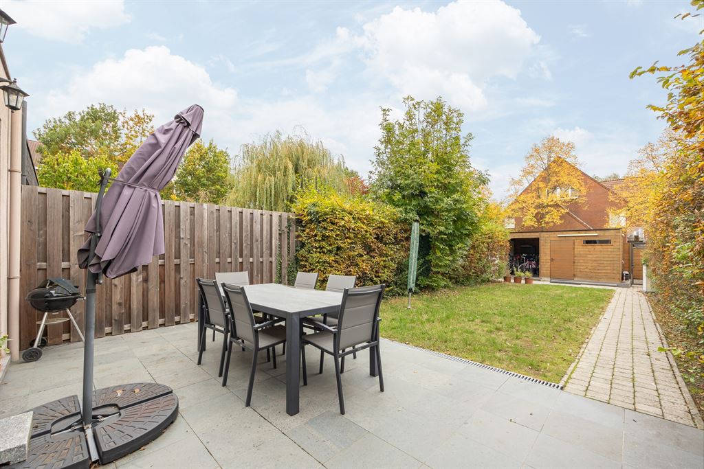 Energiezuininge woning in groene wijk foto 4