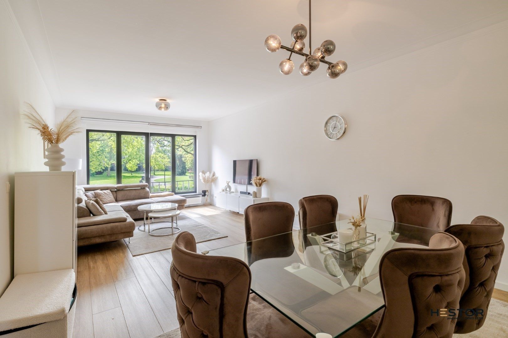 Gerenoveerd appartement met tuin aan het park Gravenhof  foto 2