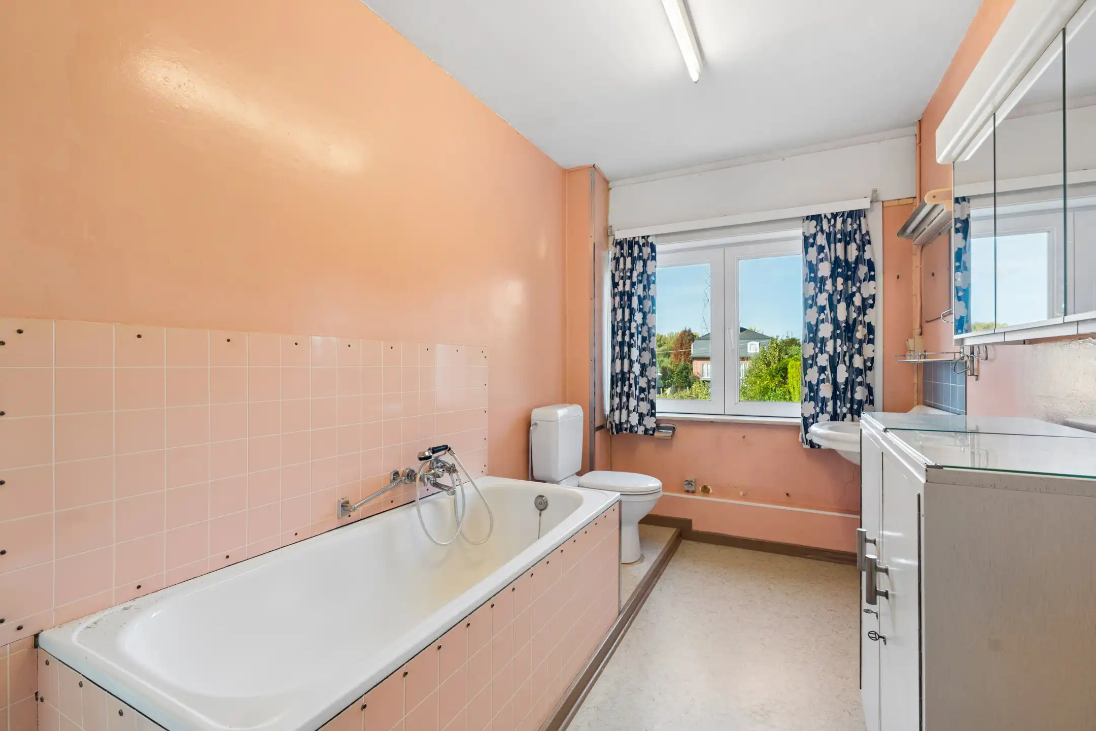   Te renoveren woning op rustige ligging  foto 14