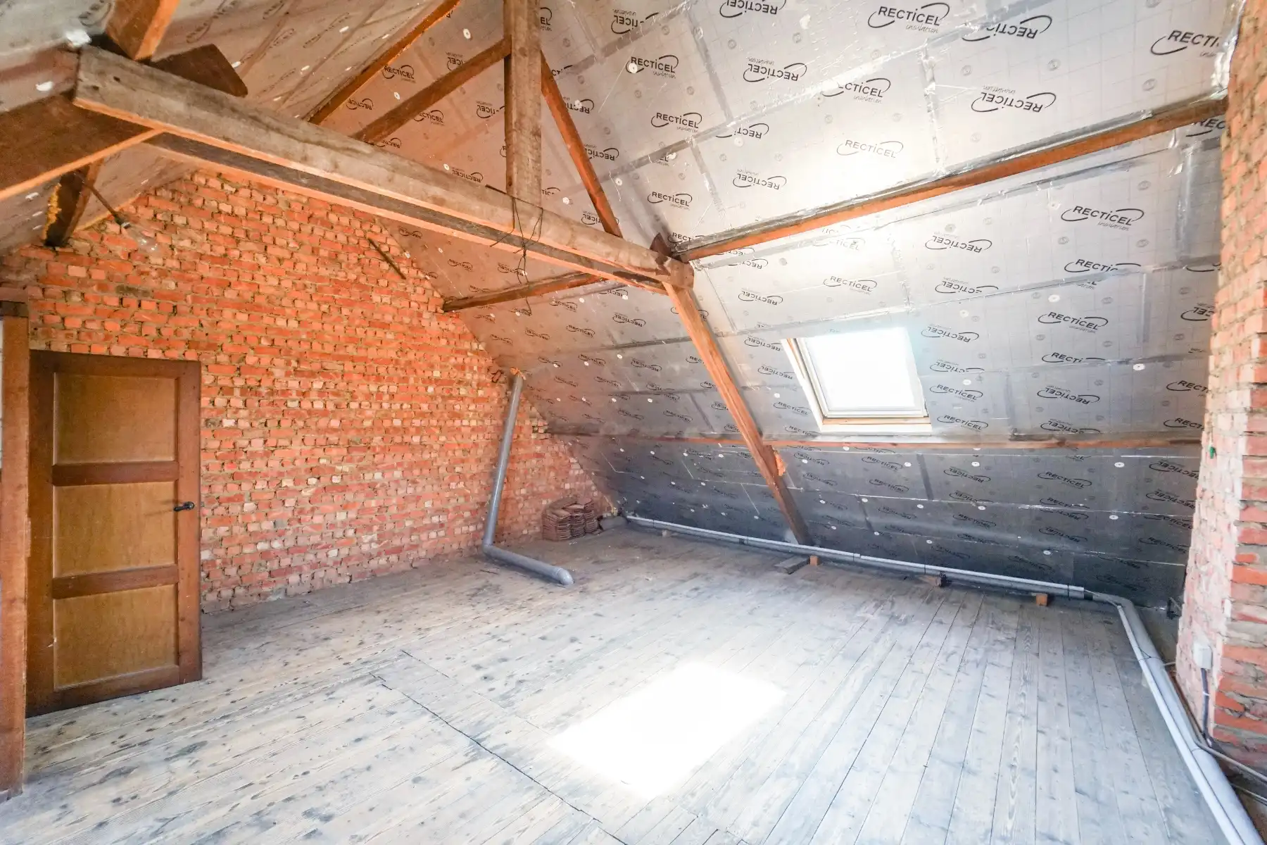 Ruime residentieel gelegen woning foto 25